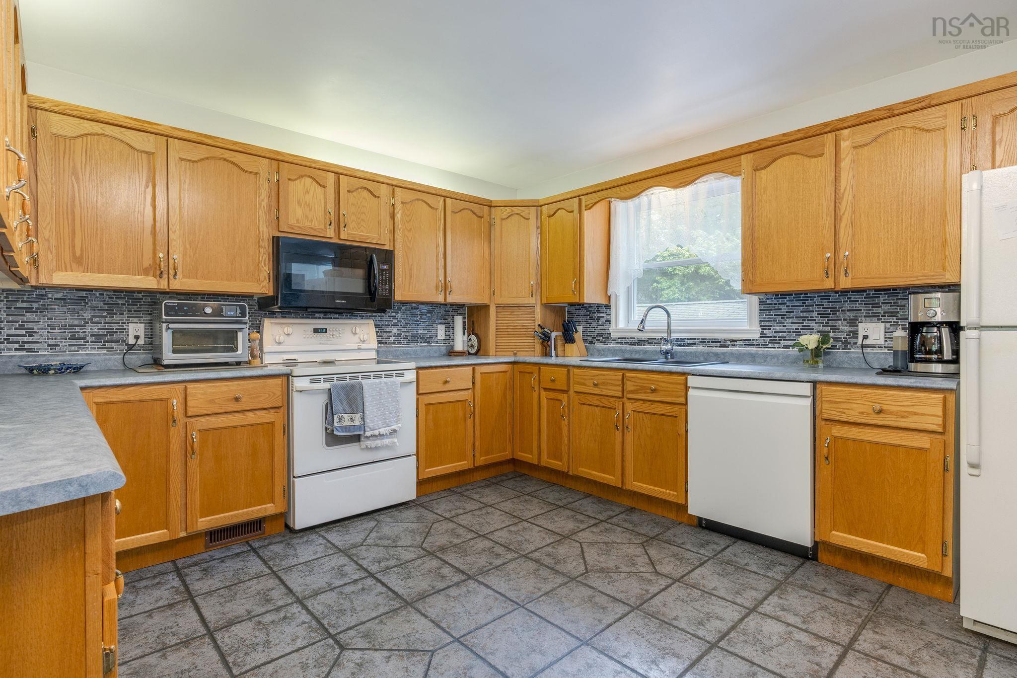 View image 9