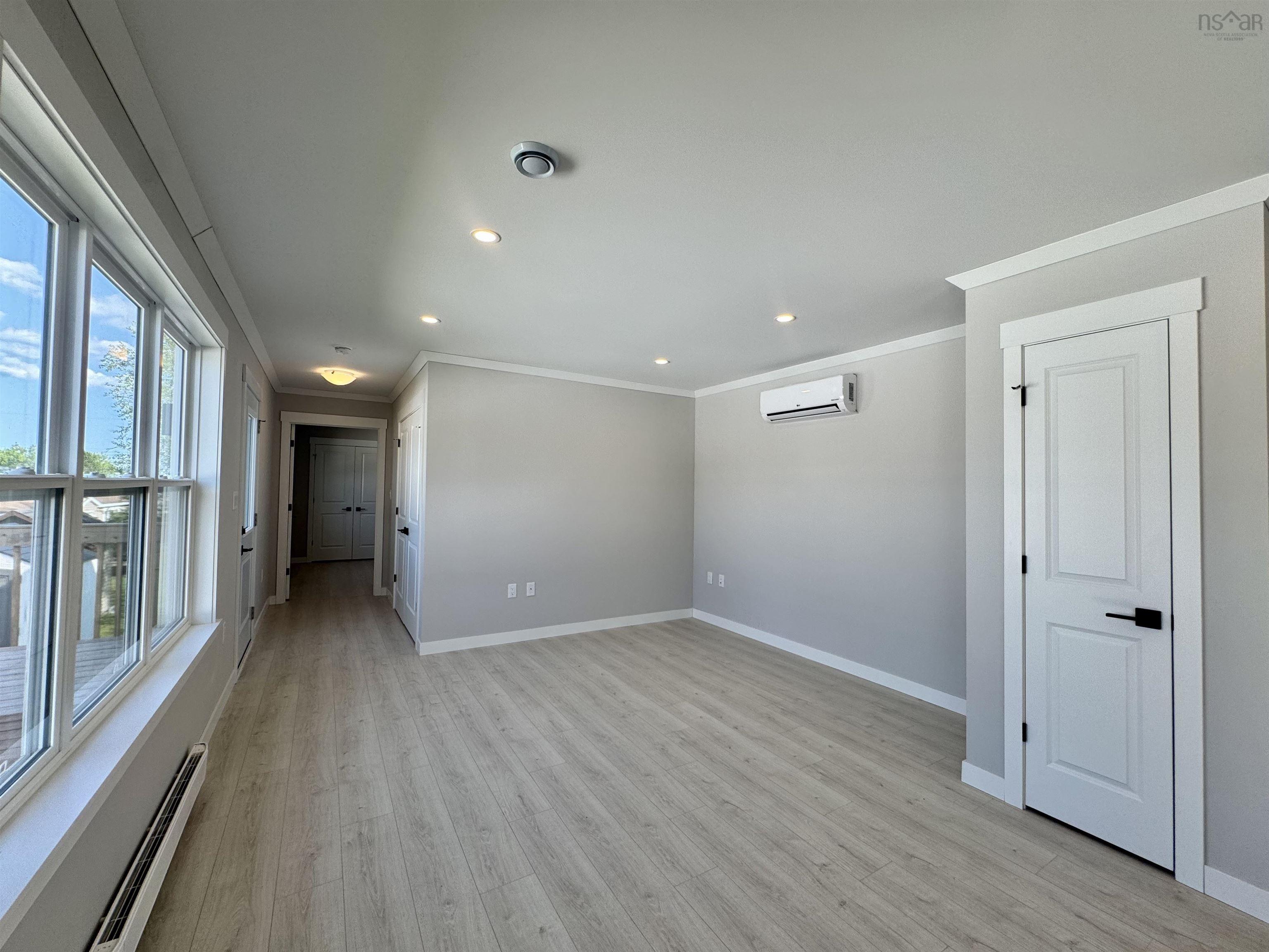 View image 11