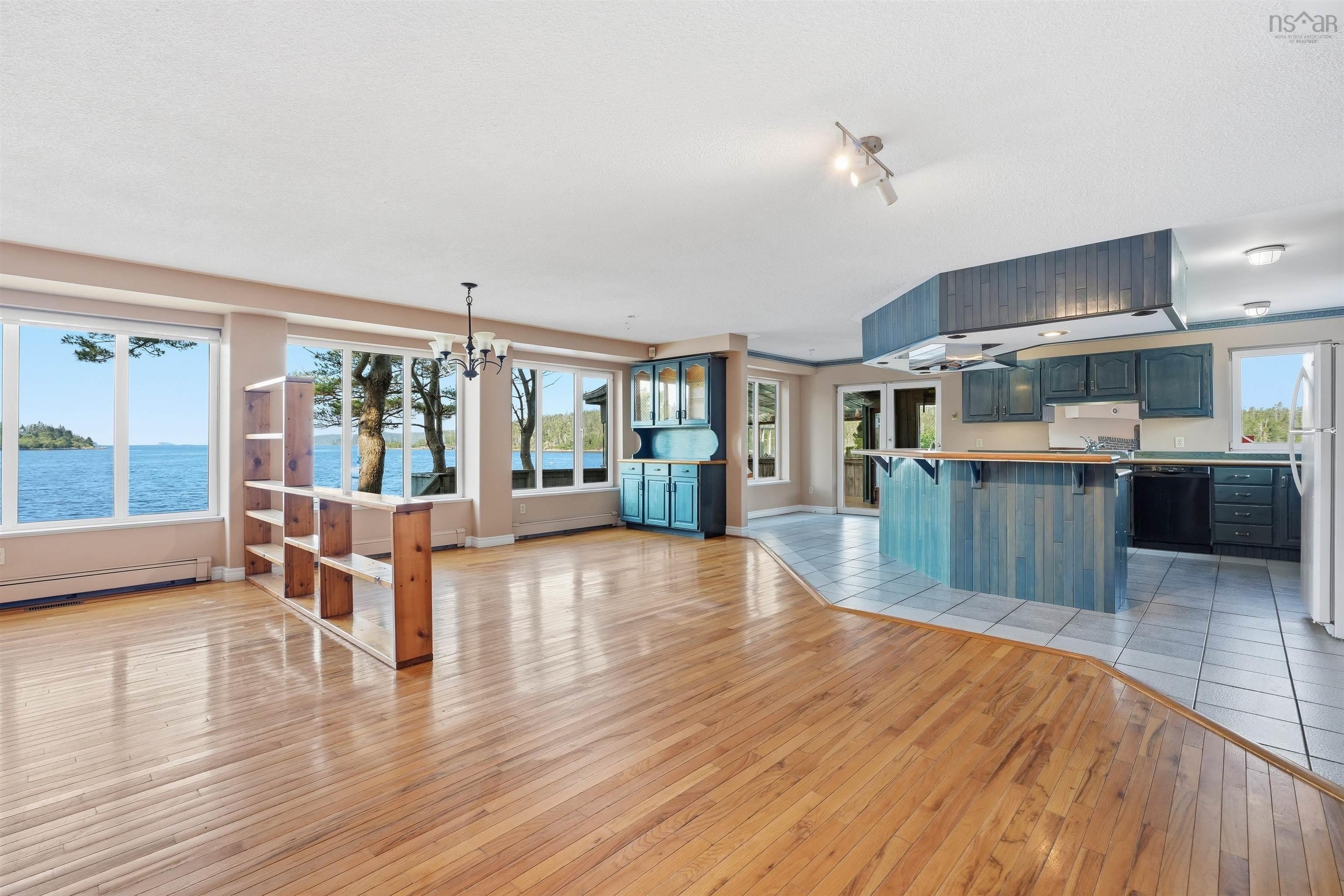 View image 10