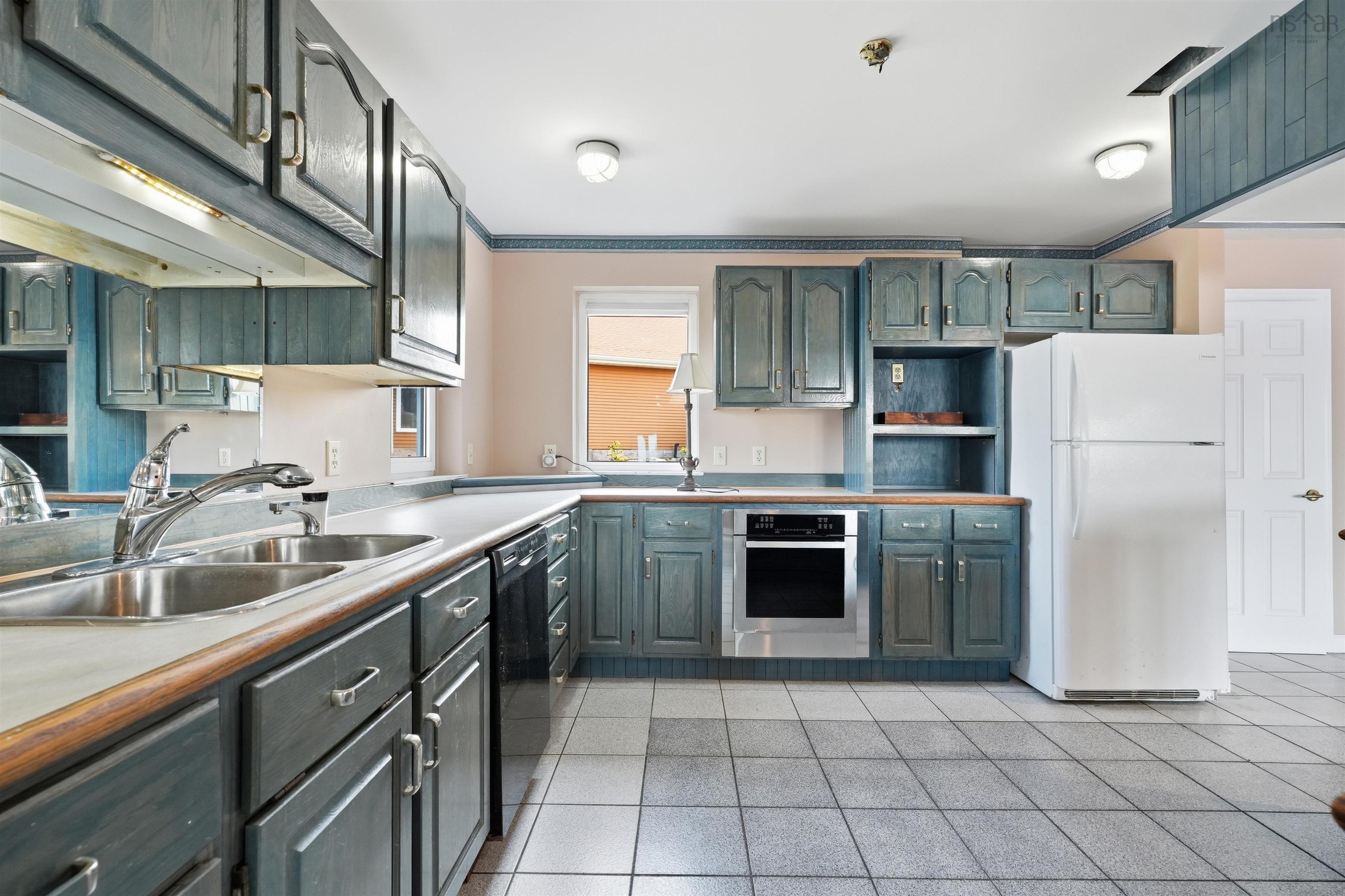 View image 11