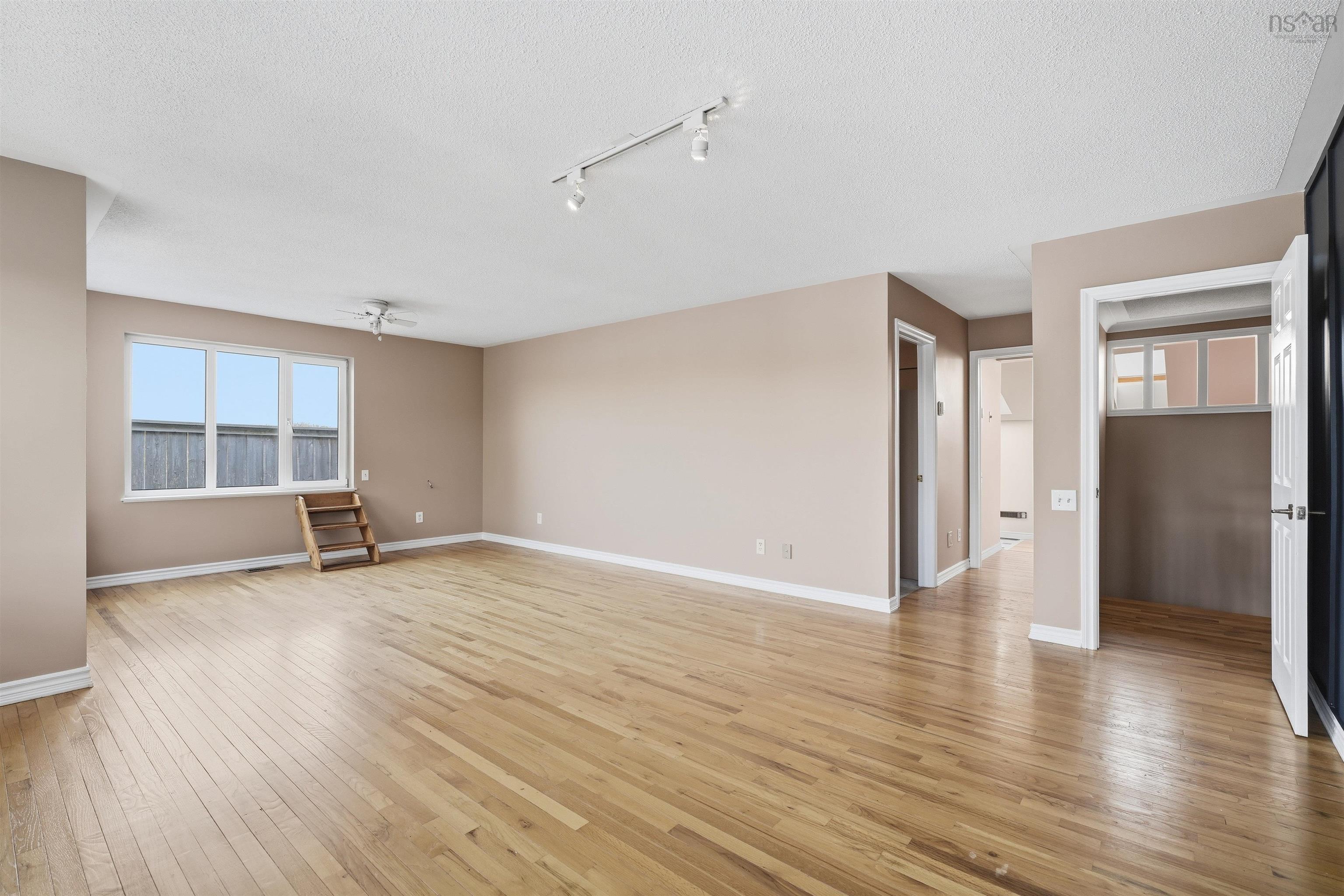 View image 21