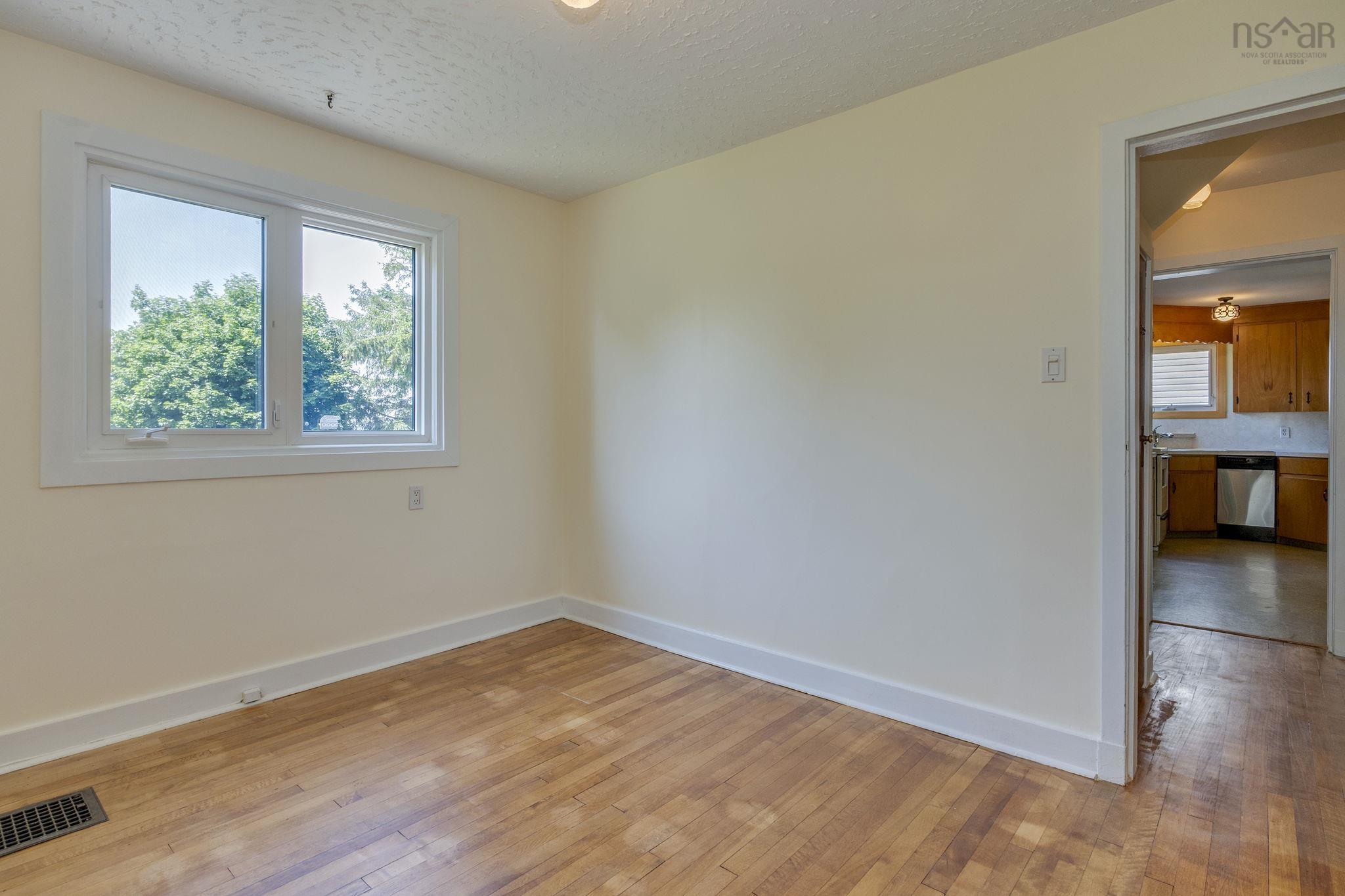 View image 17