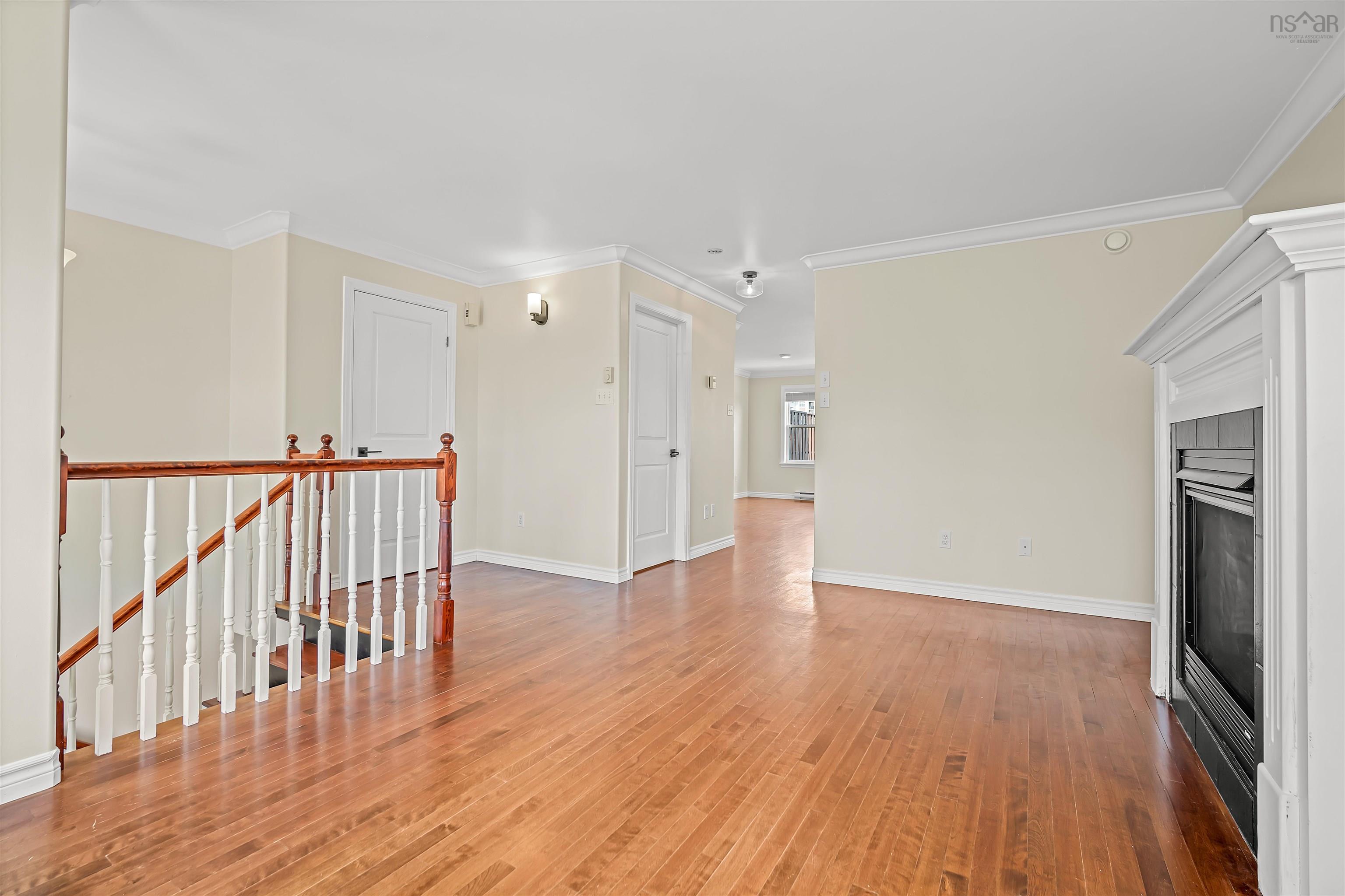 View image 11