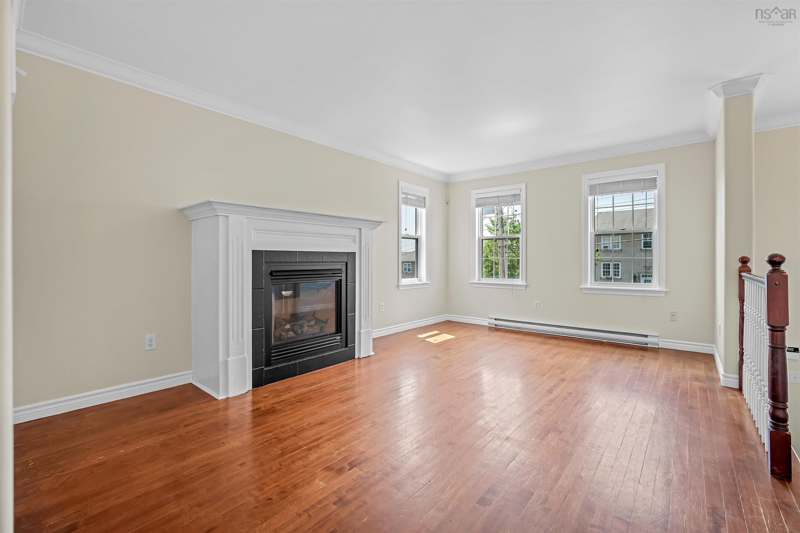View image 8