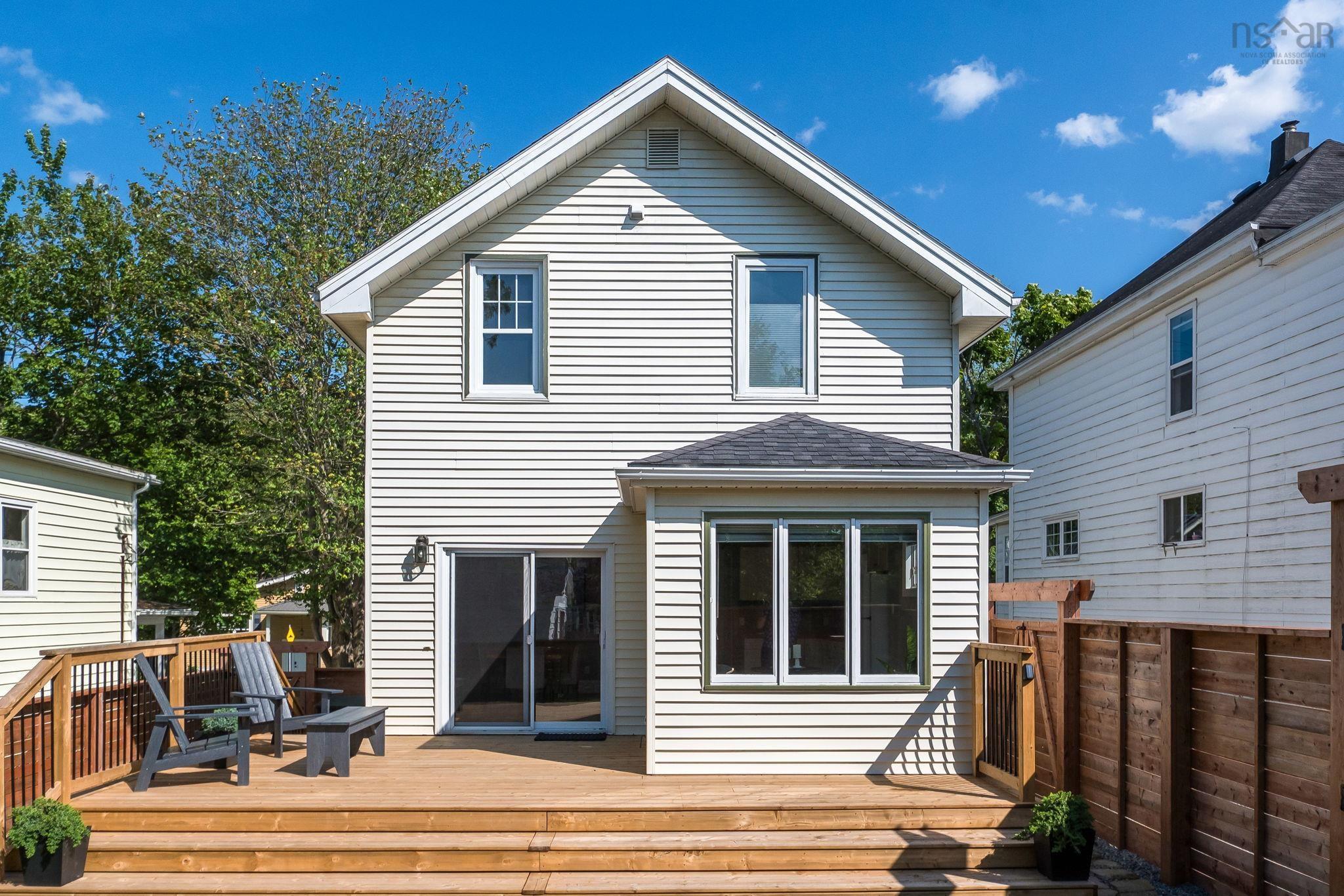 View image 18