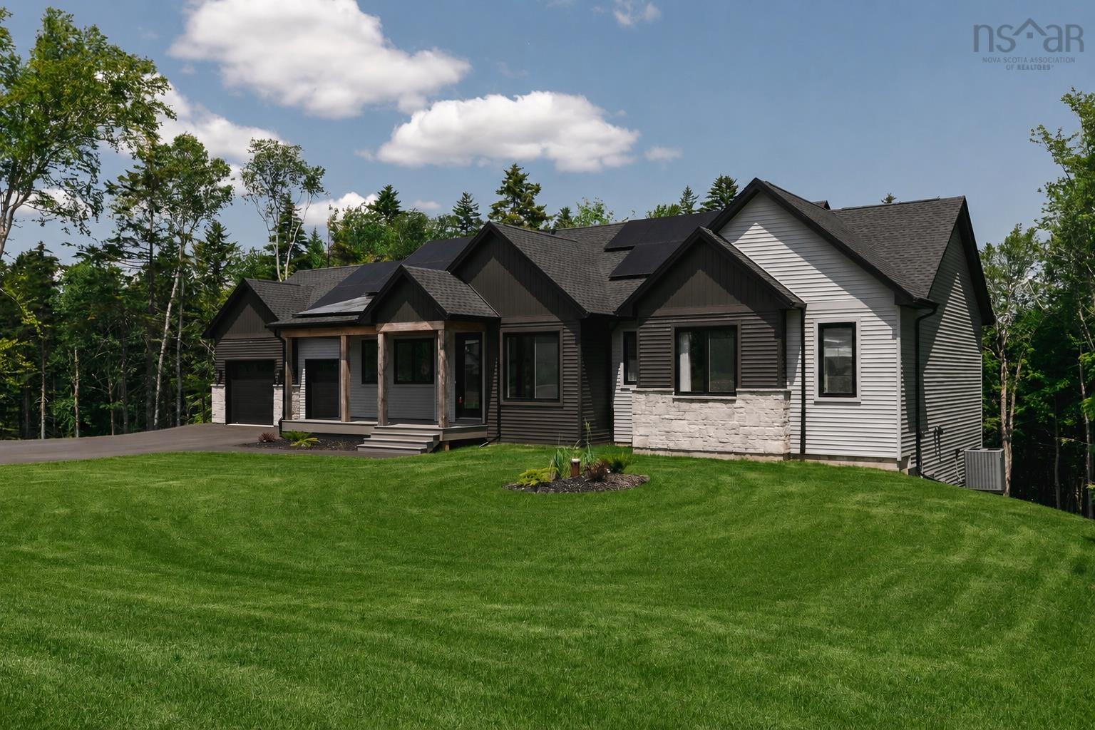 Thumbnail image for 95 Heatherton Crescent MLS<sup>®</sup> 202616857