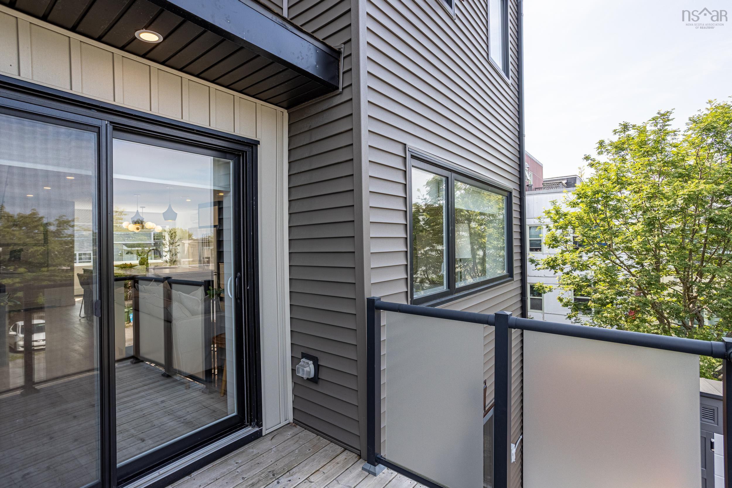 View image 8