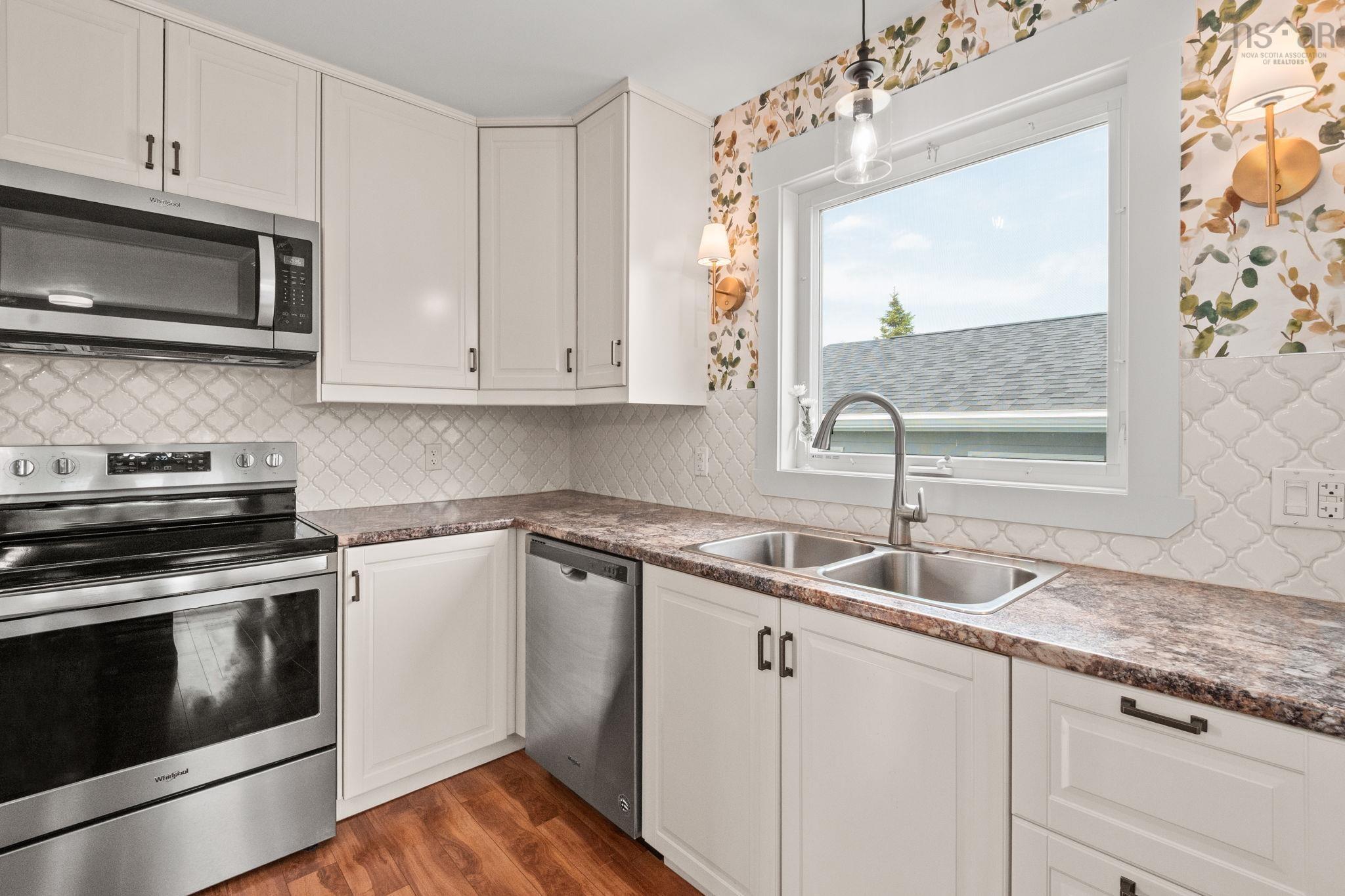 View image 12