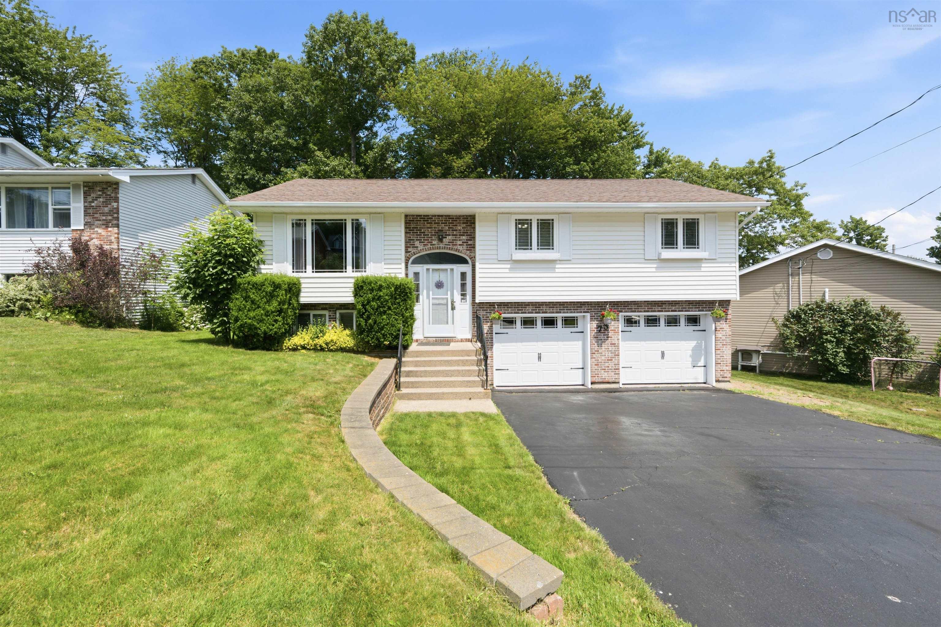 Thumbnail image for 73 Wynn Castle Drive MLS<sup>®</sup> 202616918