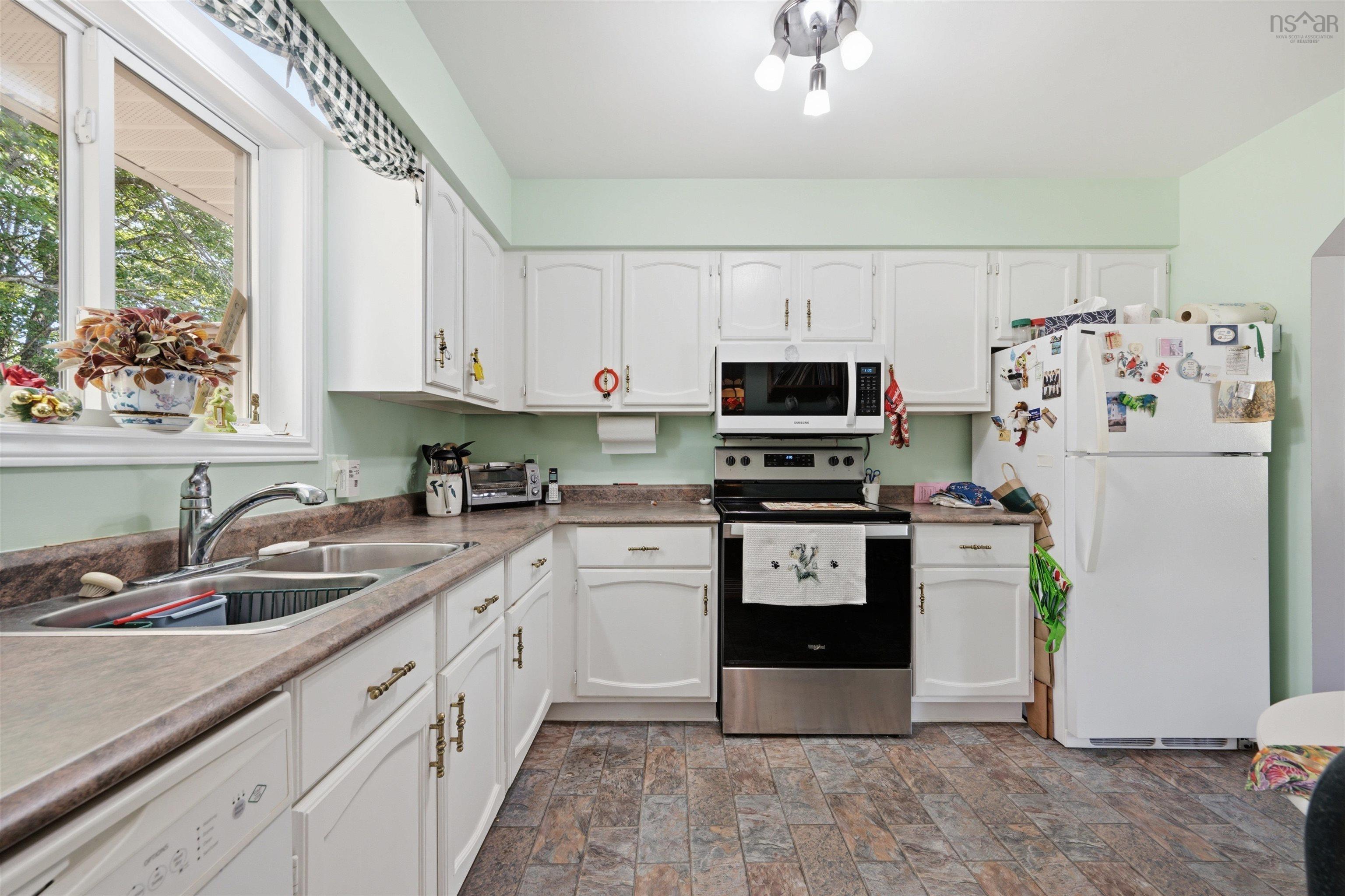 View image 12