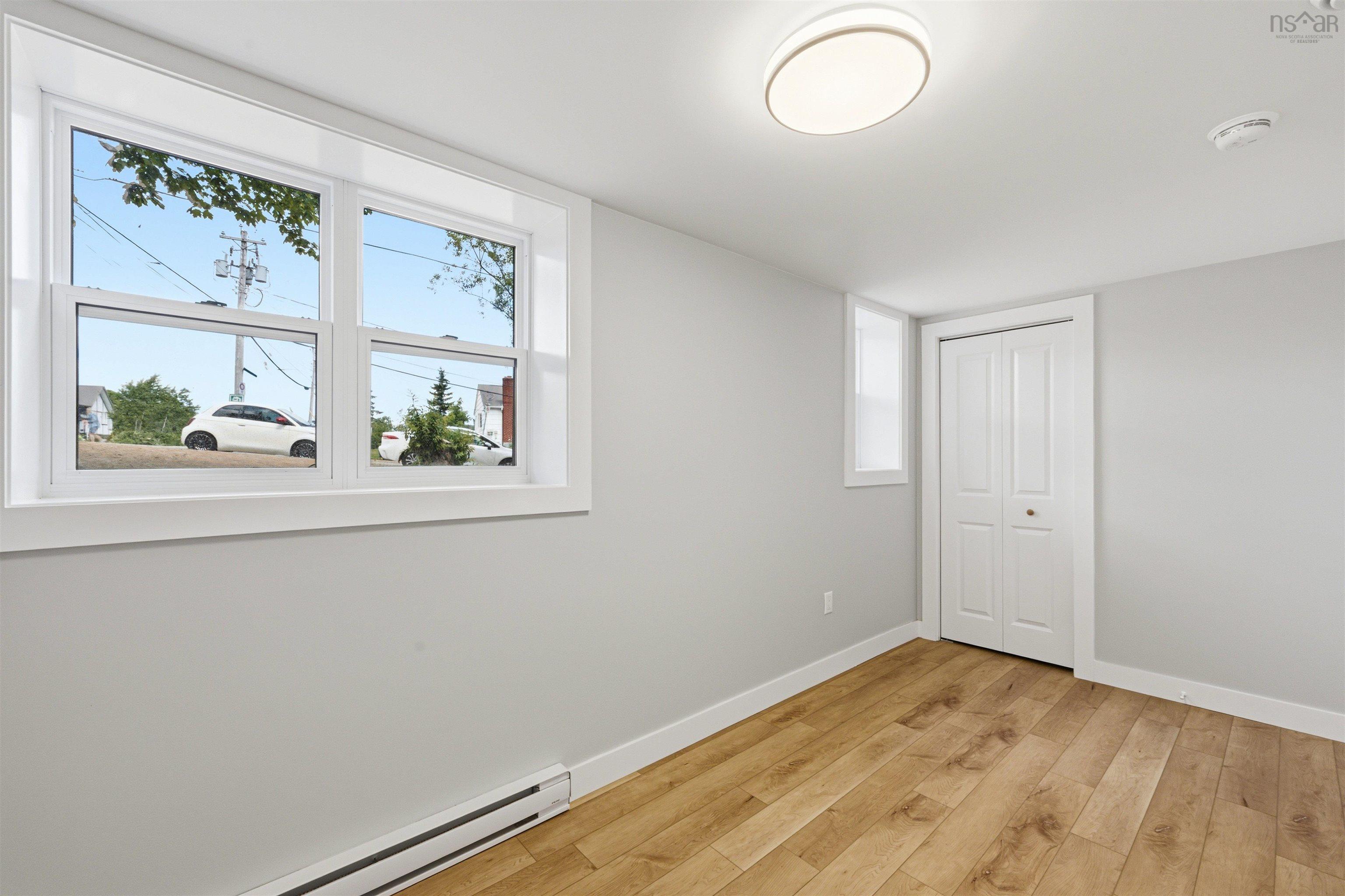 View image 17