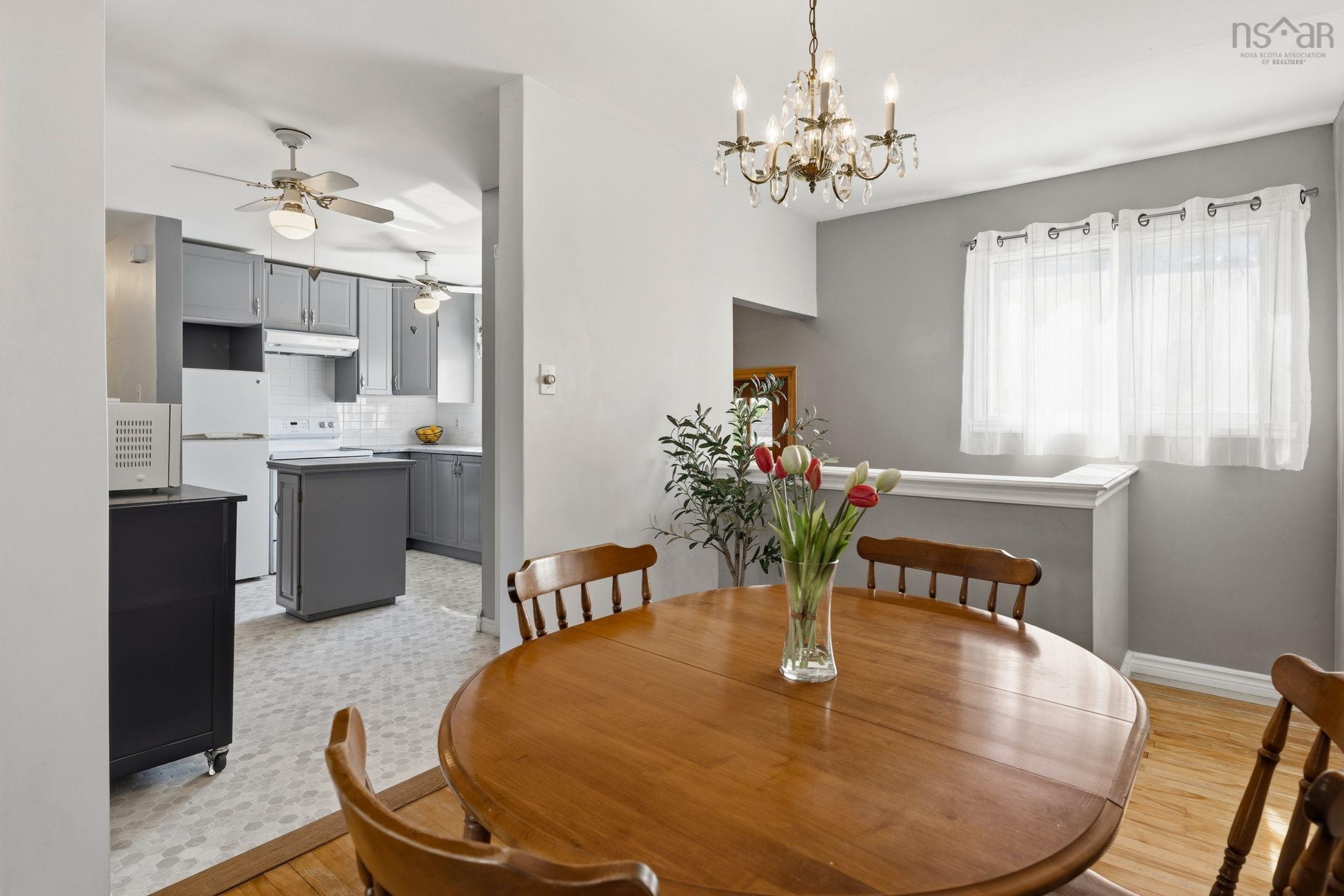 View image 11