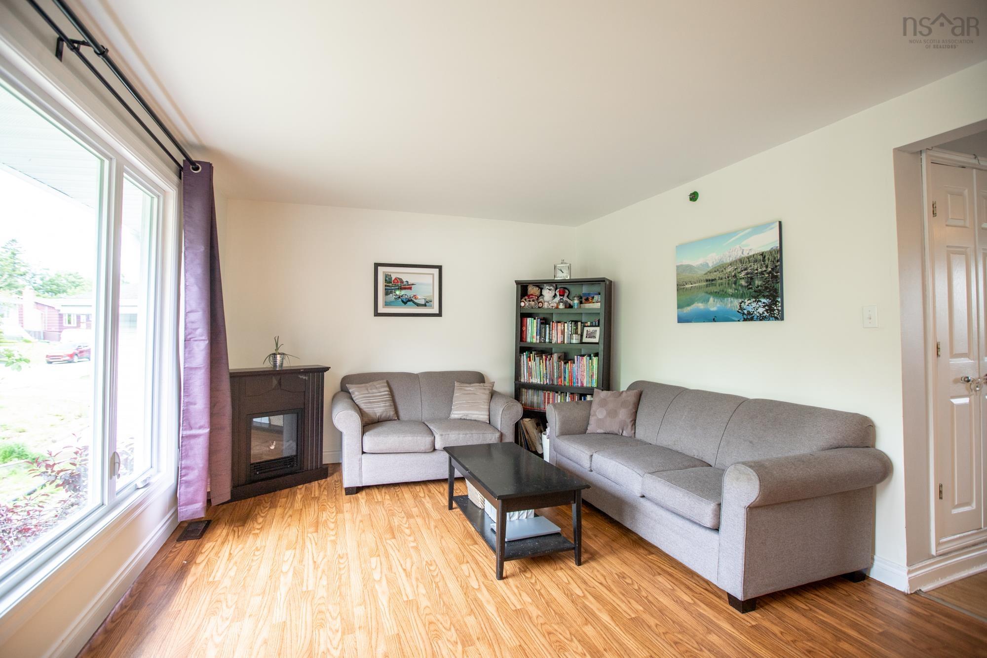 View image 9