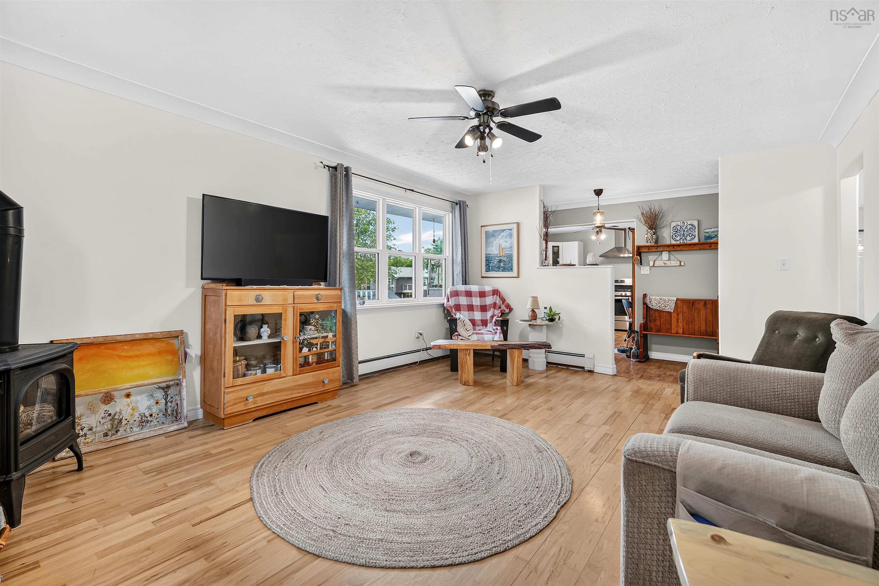View image 17