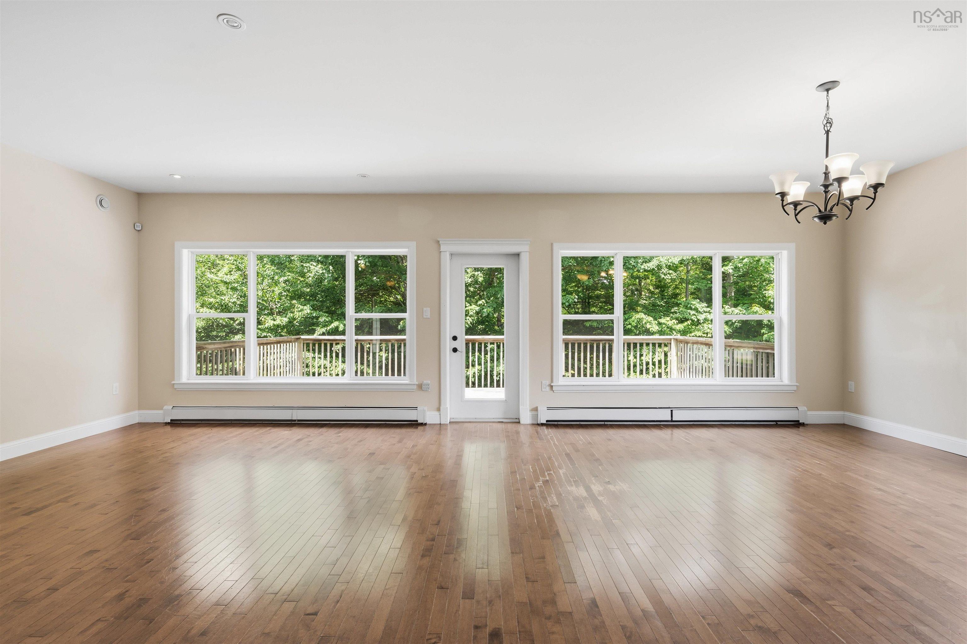 View image 18
