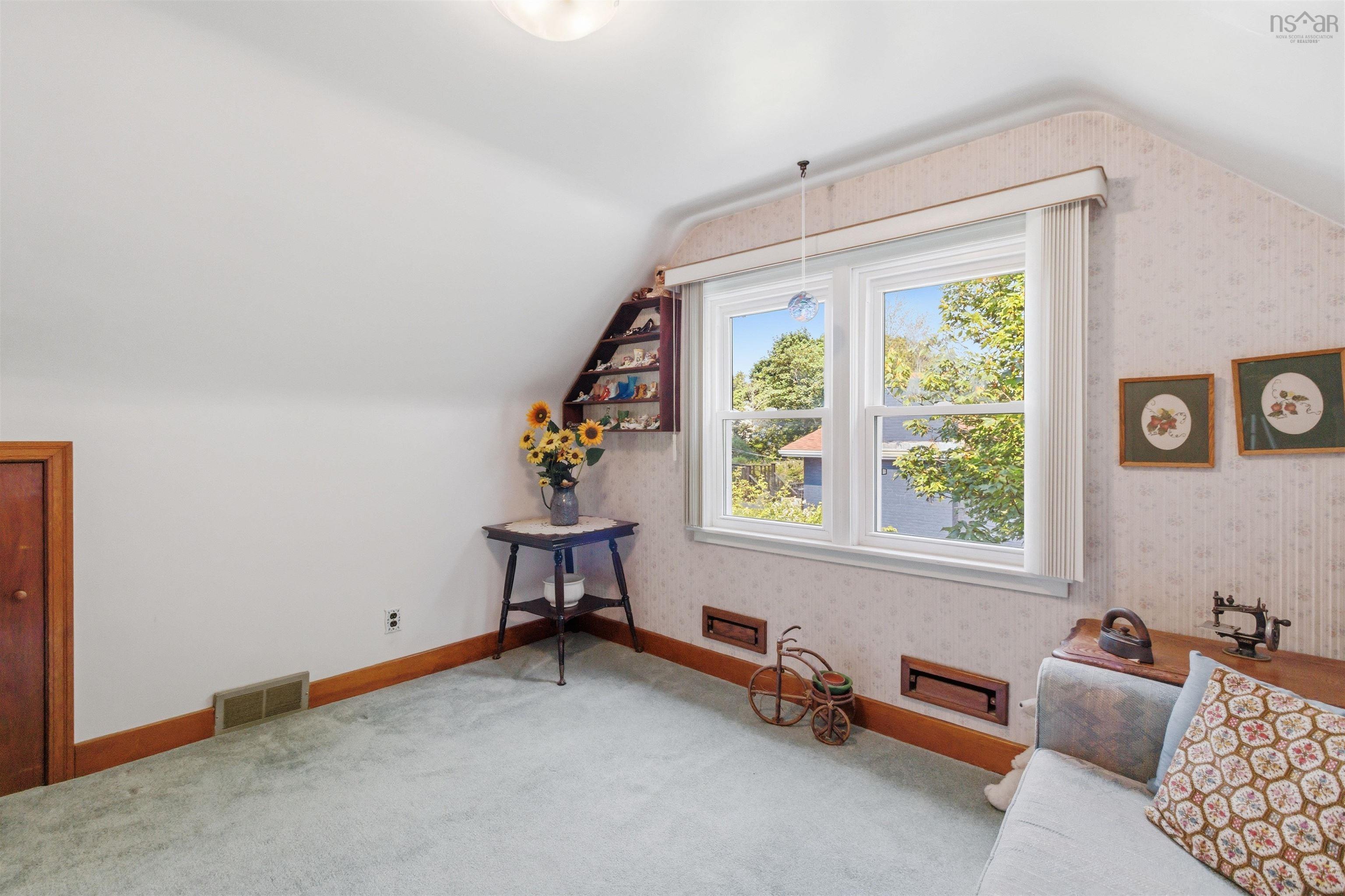 View image 18