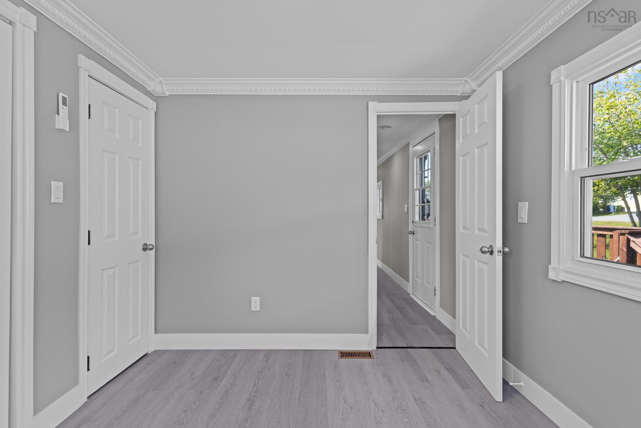 View image 17