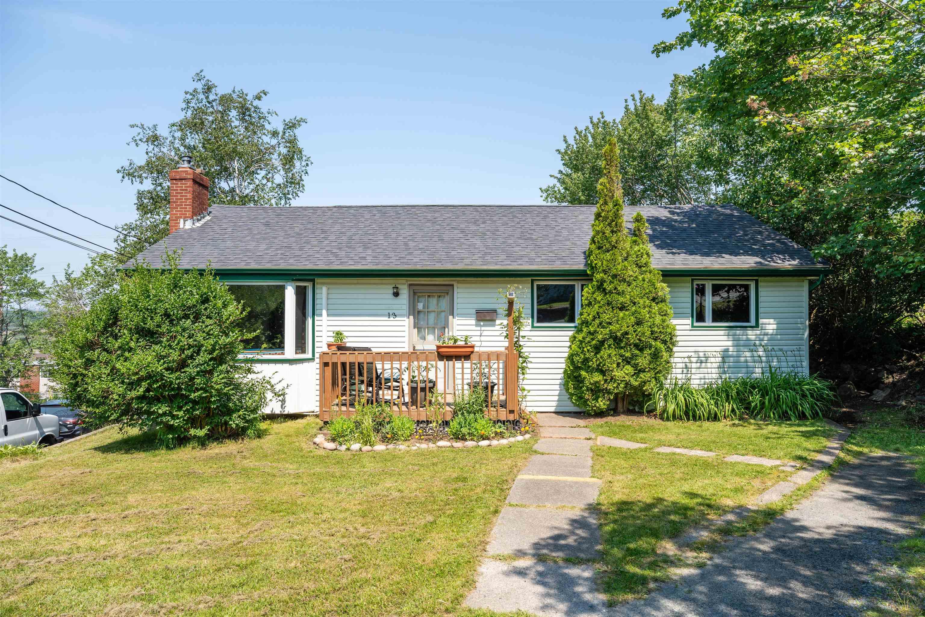 Thumbnail image for 13 Fernhill Drive MLS<sup>®</sup> 202617046