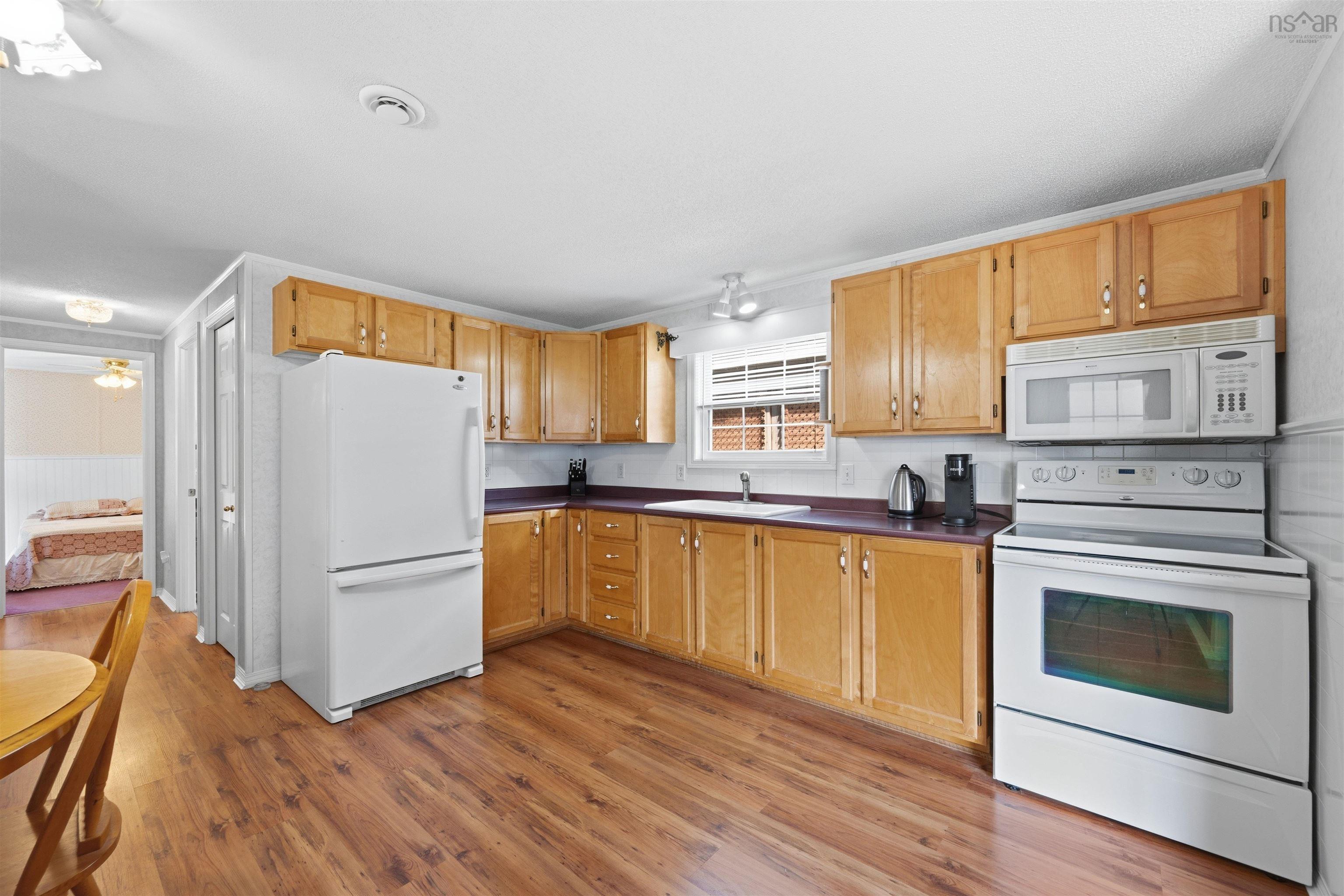 View image 8