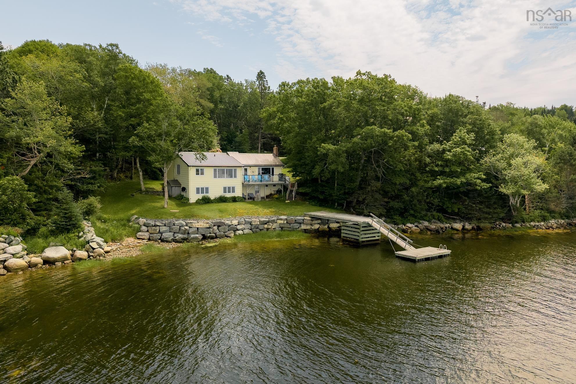 Thumbnail image for 340 East Petpeswick Road MLS<sup>®</sup> 202617075