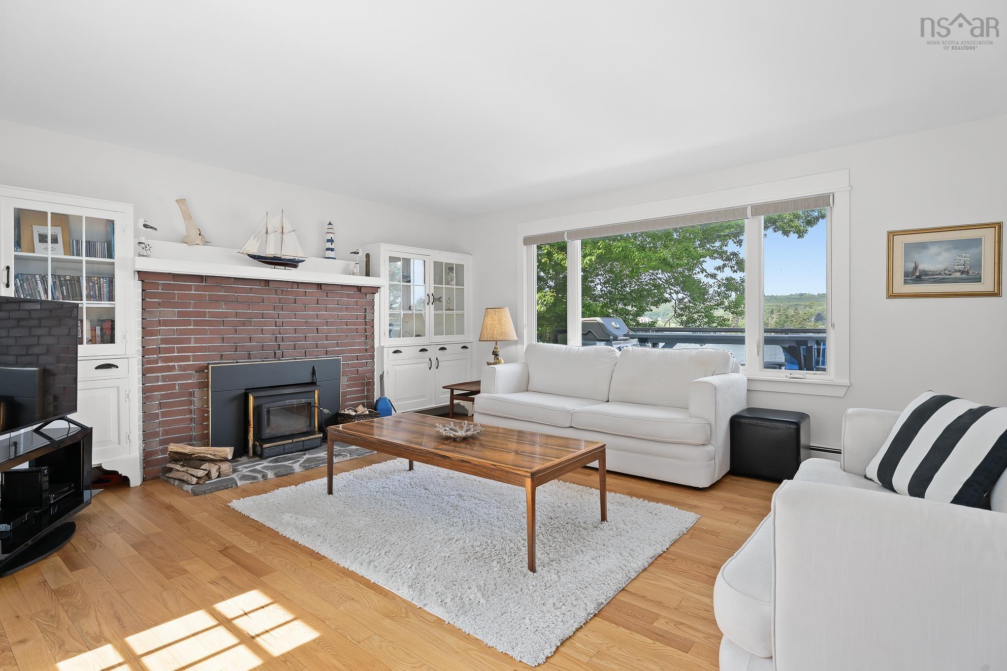 View image 11