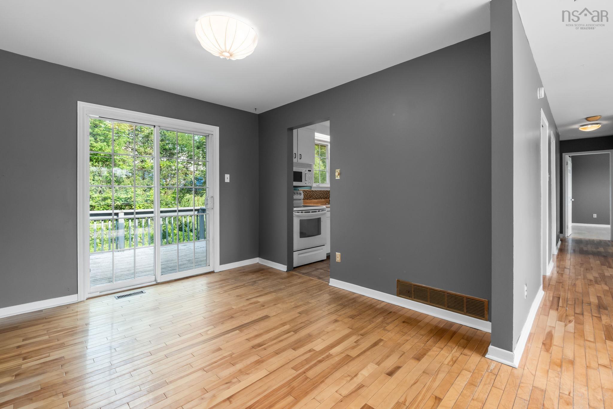 View image 11