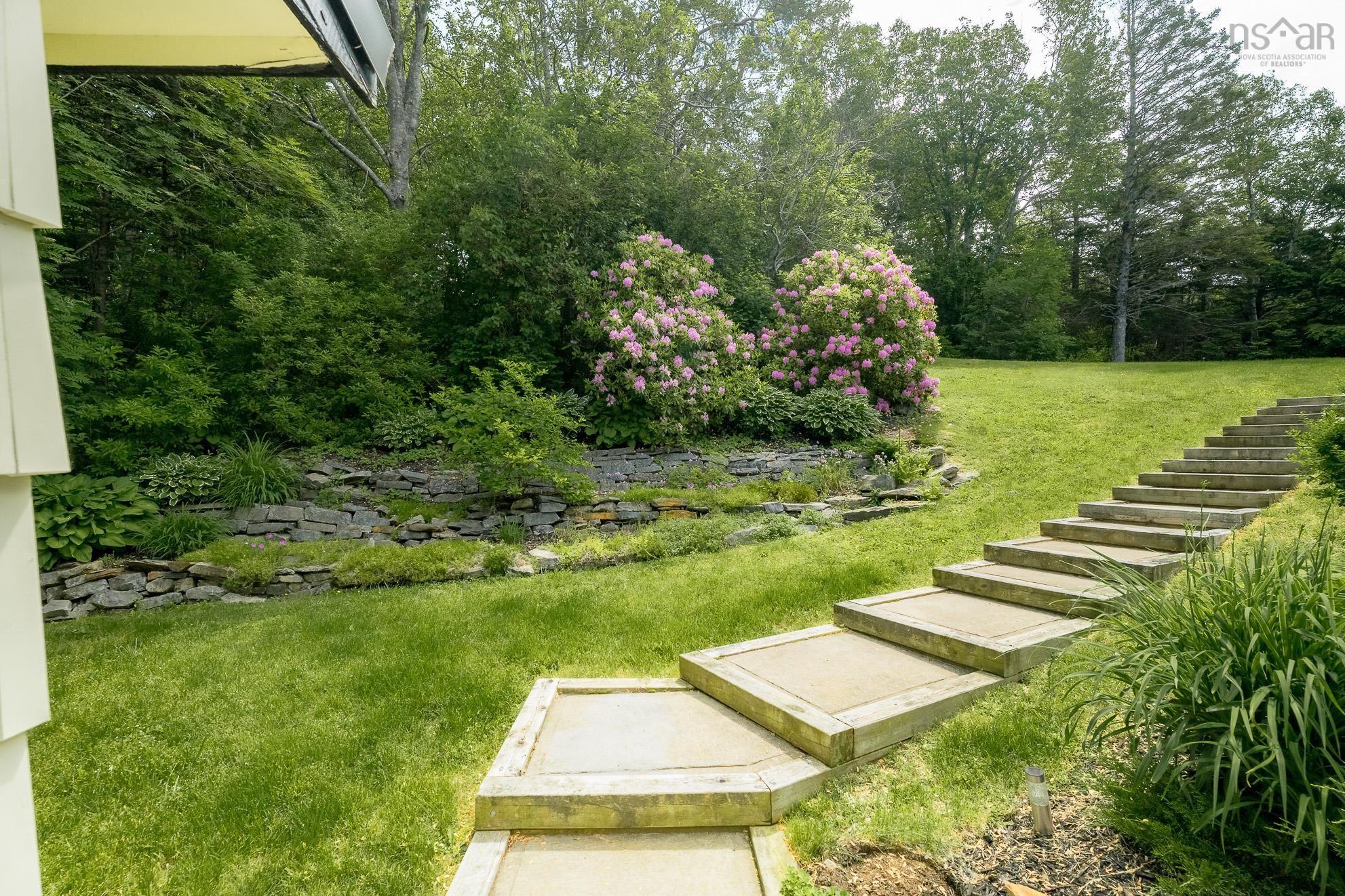 View image 11