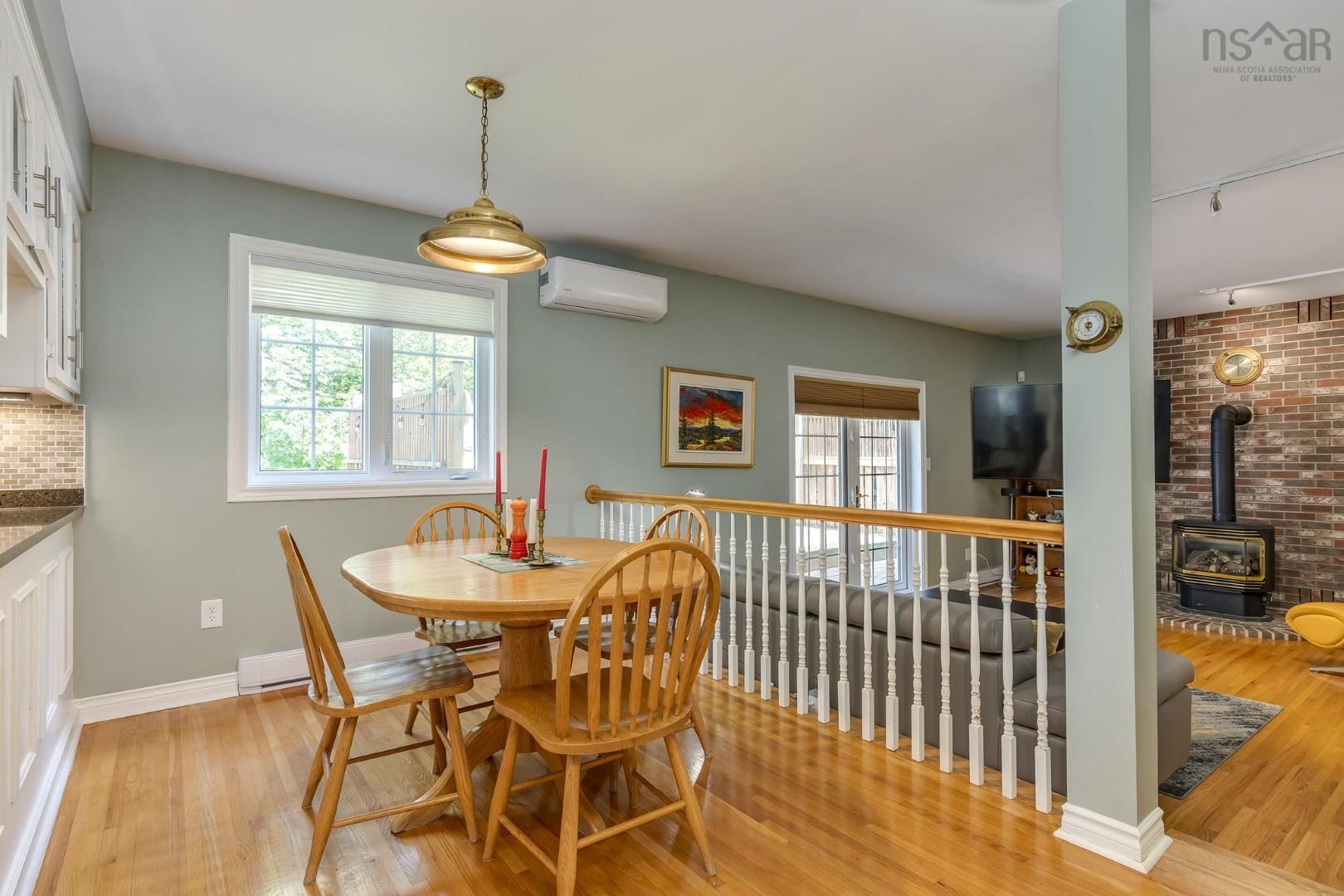 View image 18