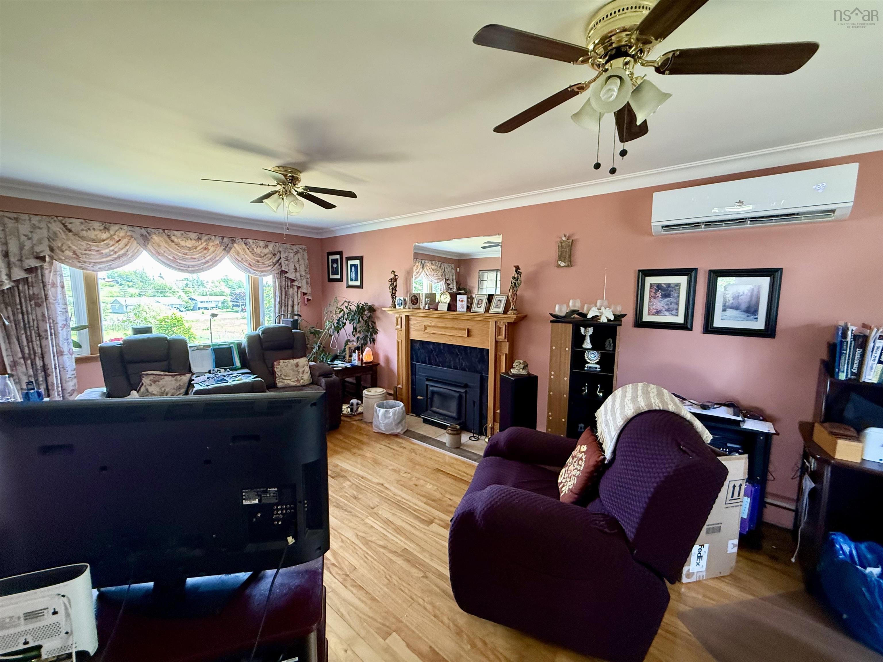 View image 21