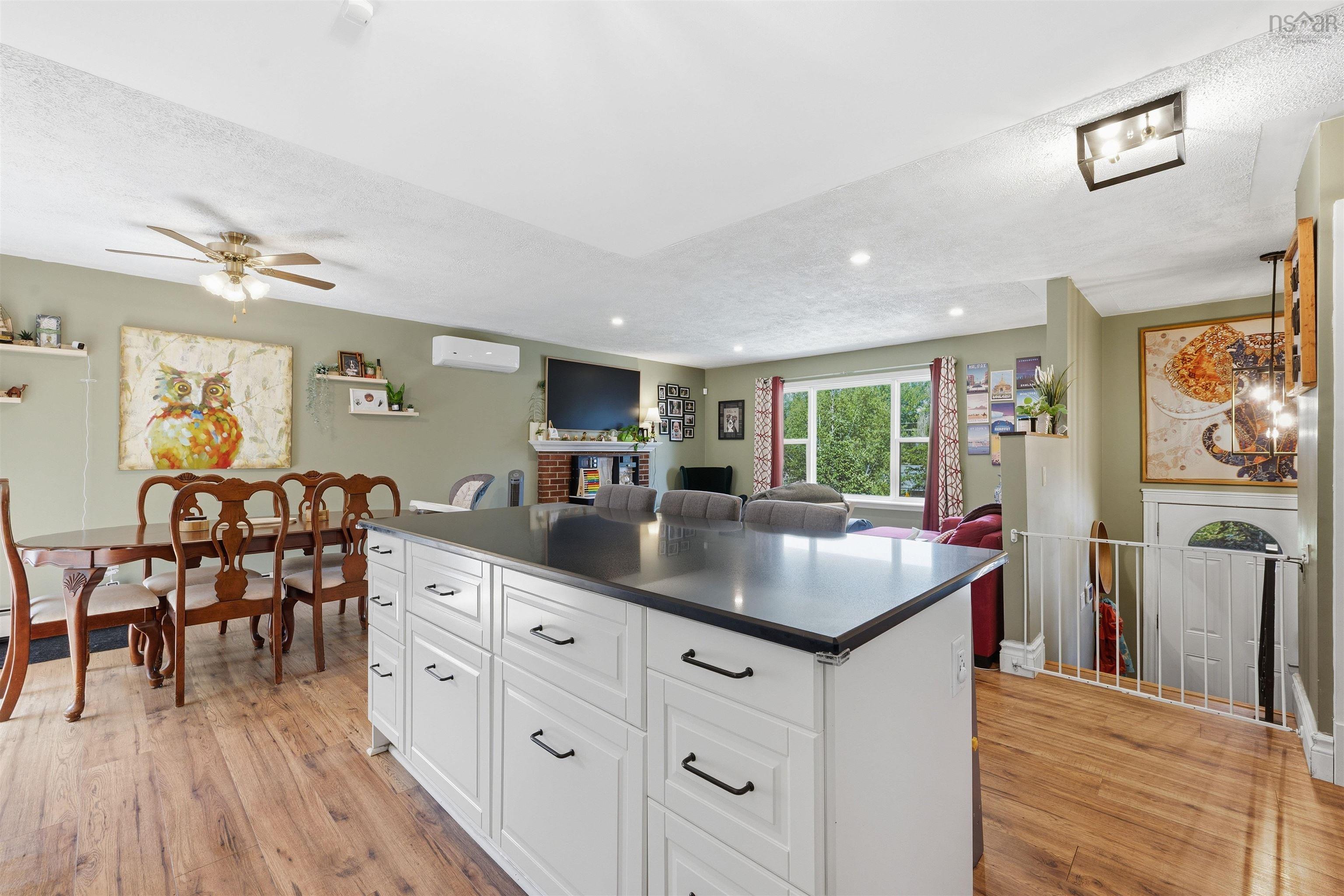 View image 18