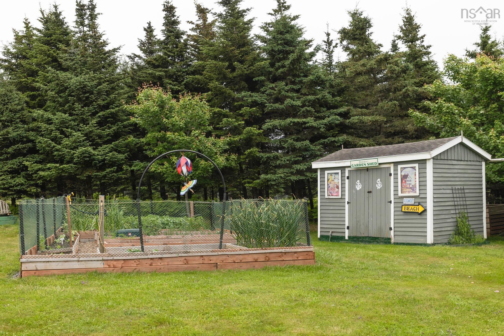 View image 18