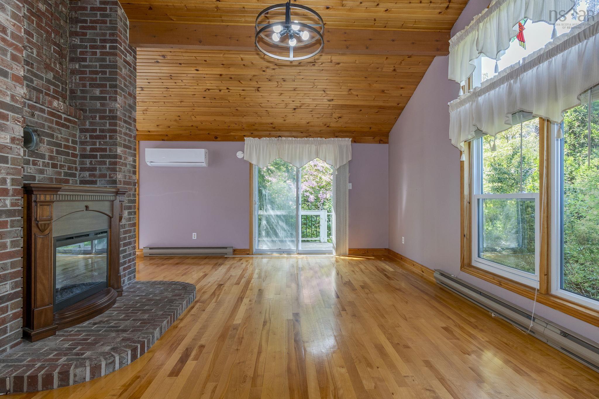 View image 8