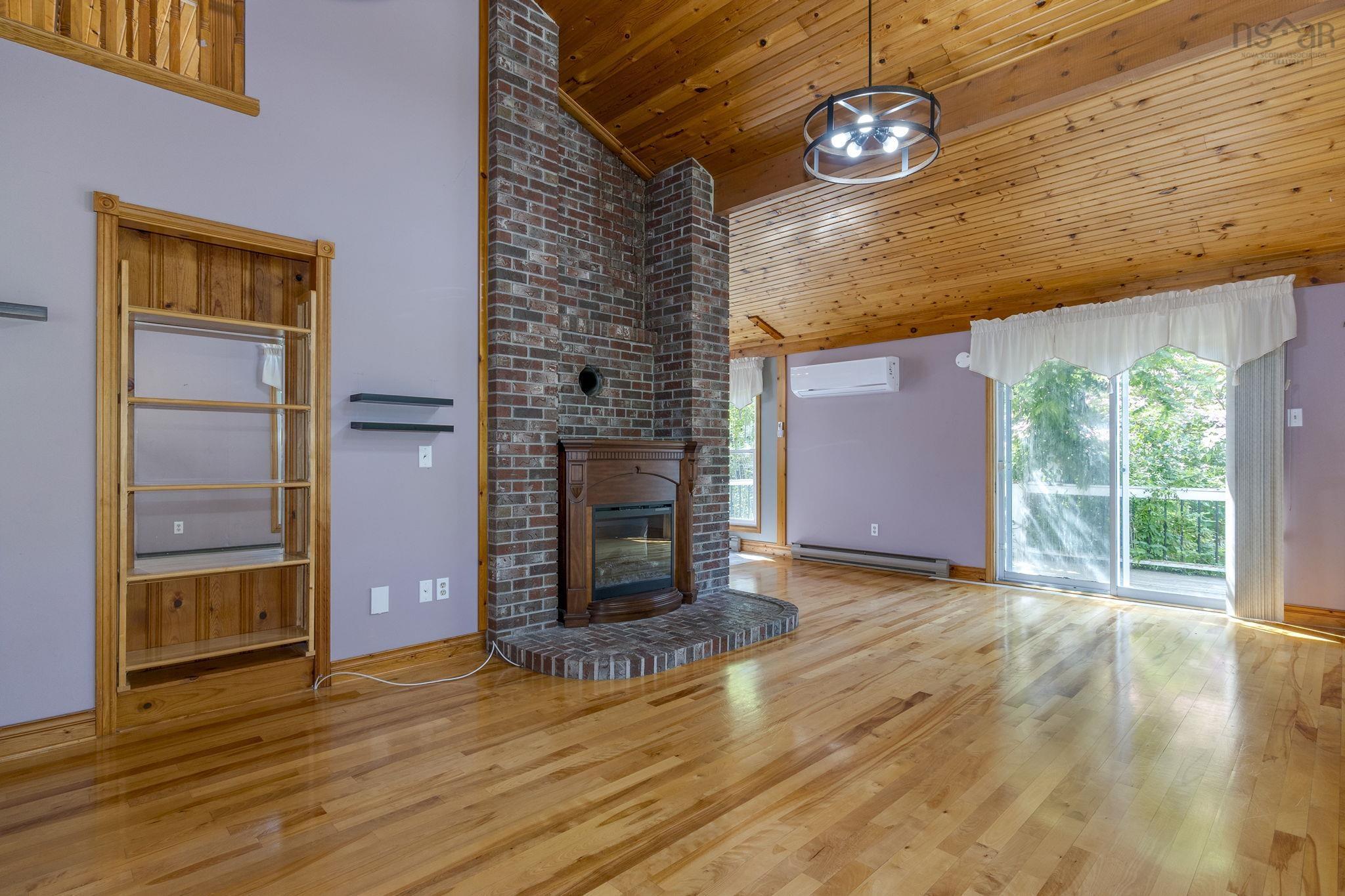 View image 9