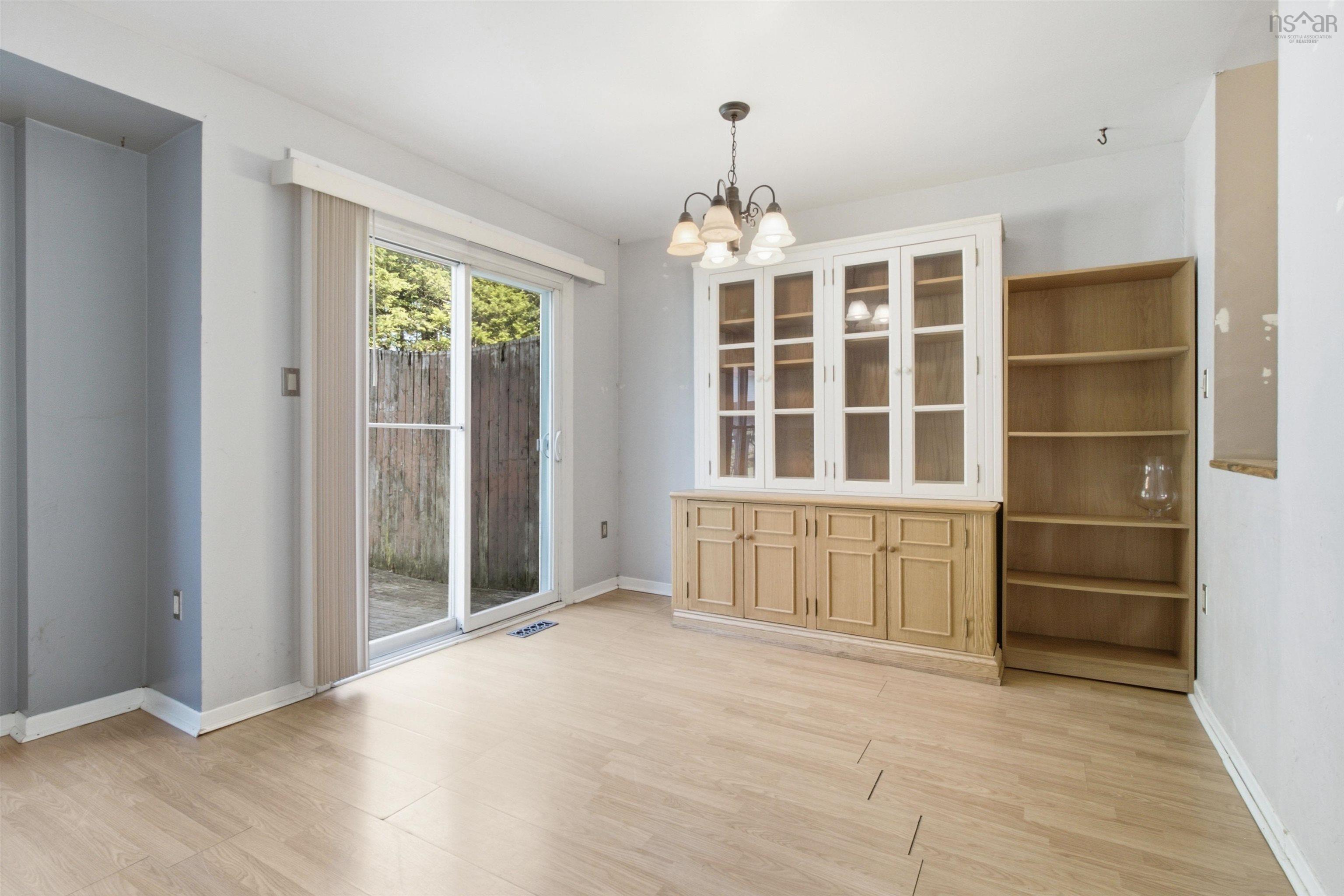View image 11