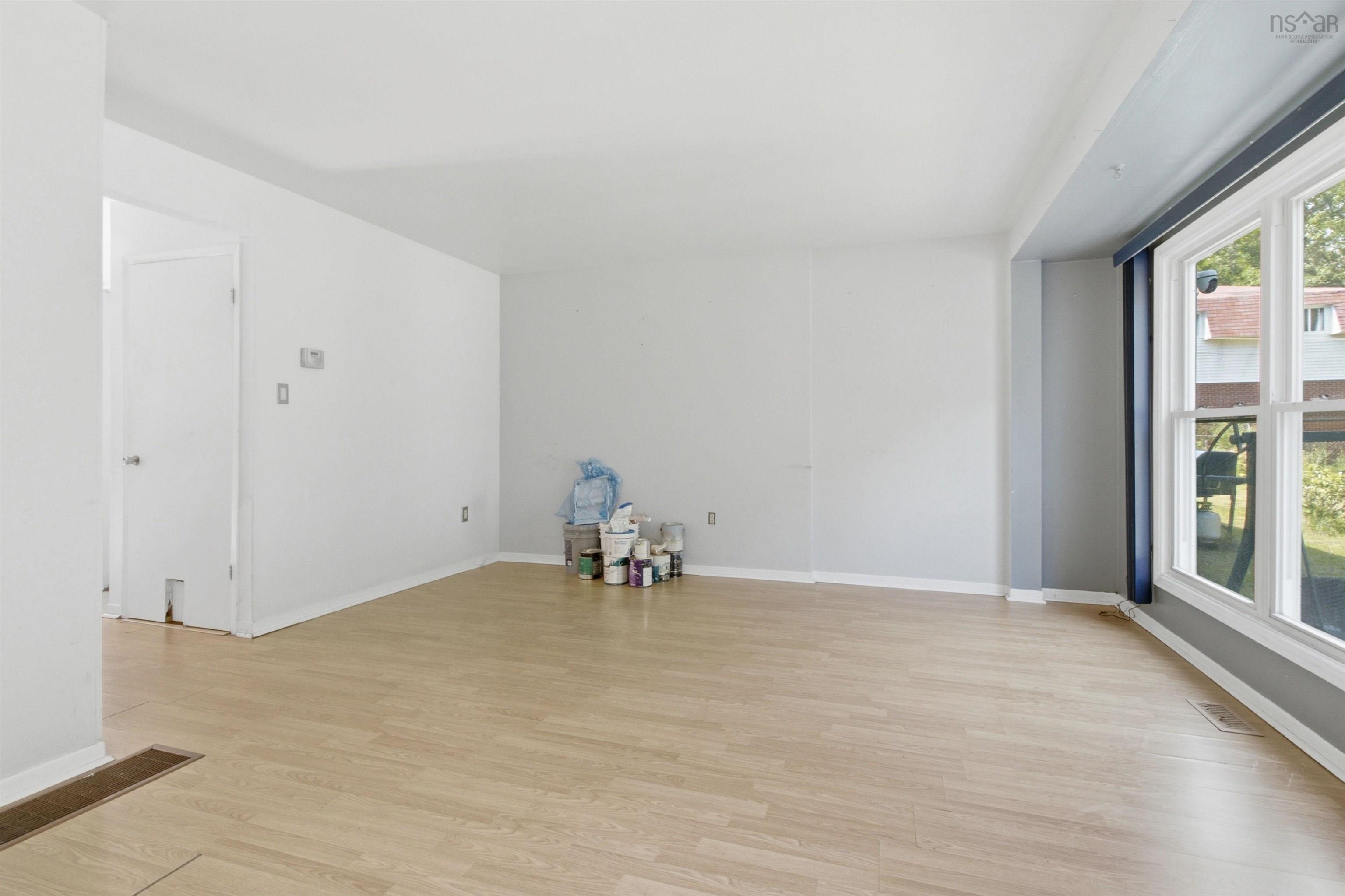 View image 12