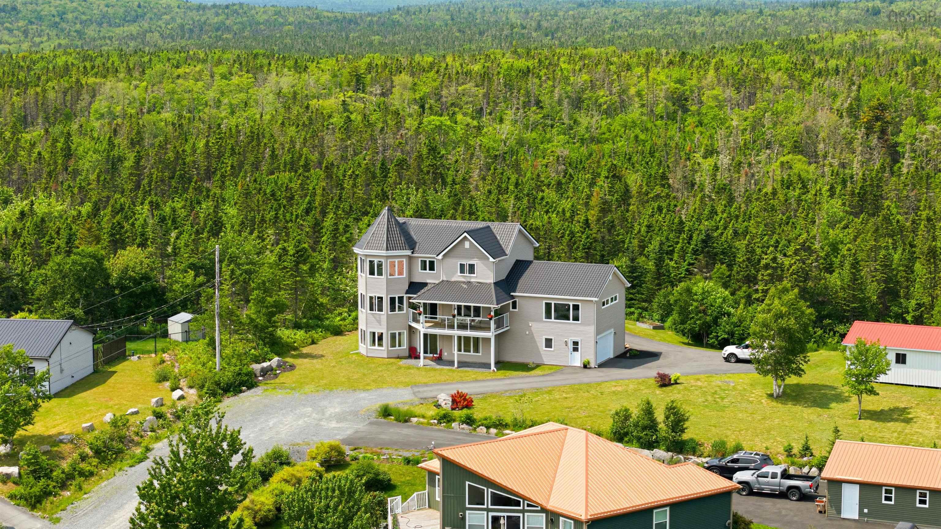 Thumbnail image for 14 Jaycor Court MLS<sup>®</sup> 202617182