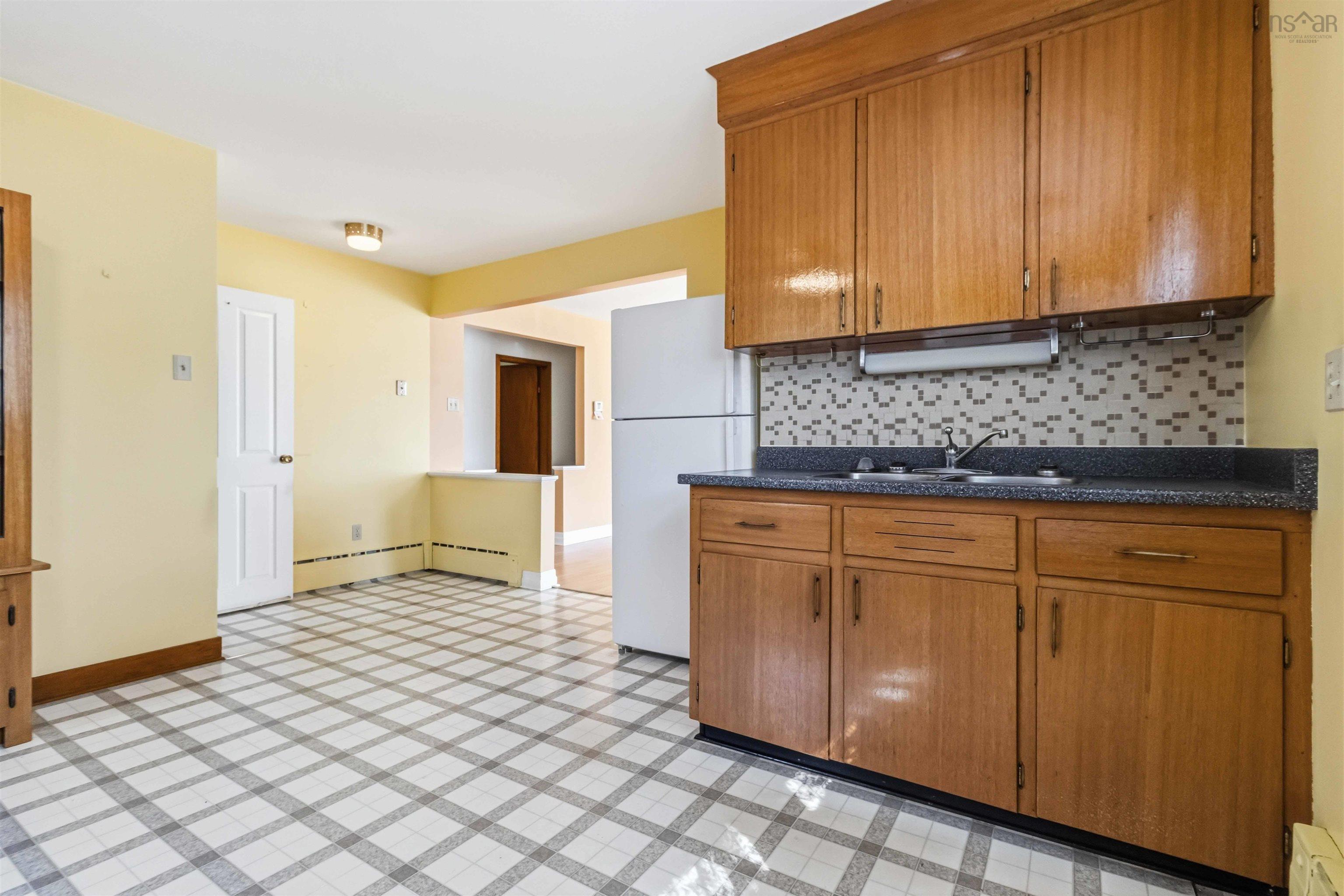 View image 17