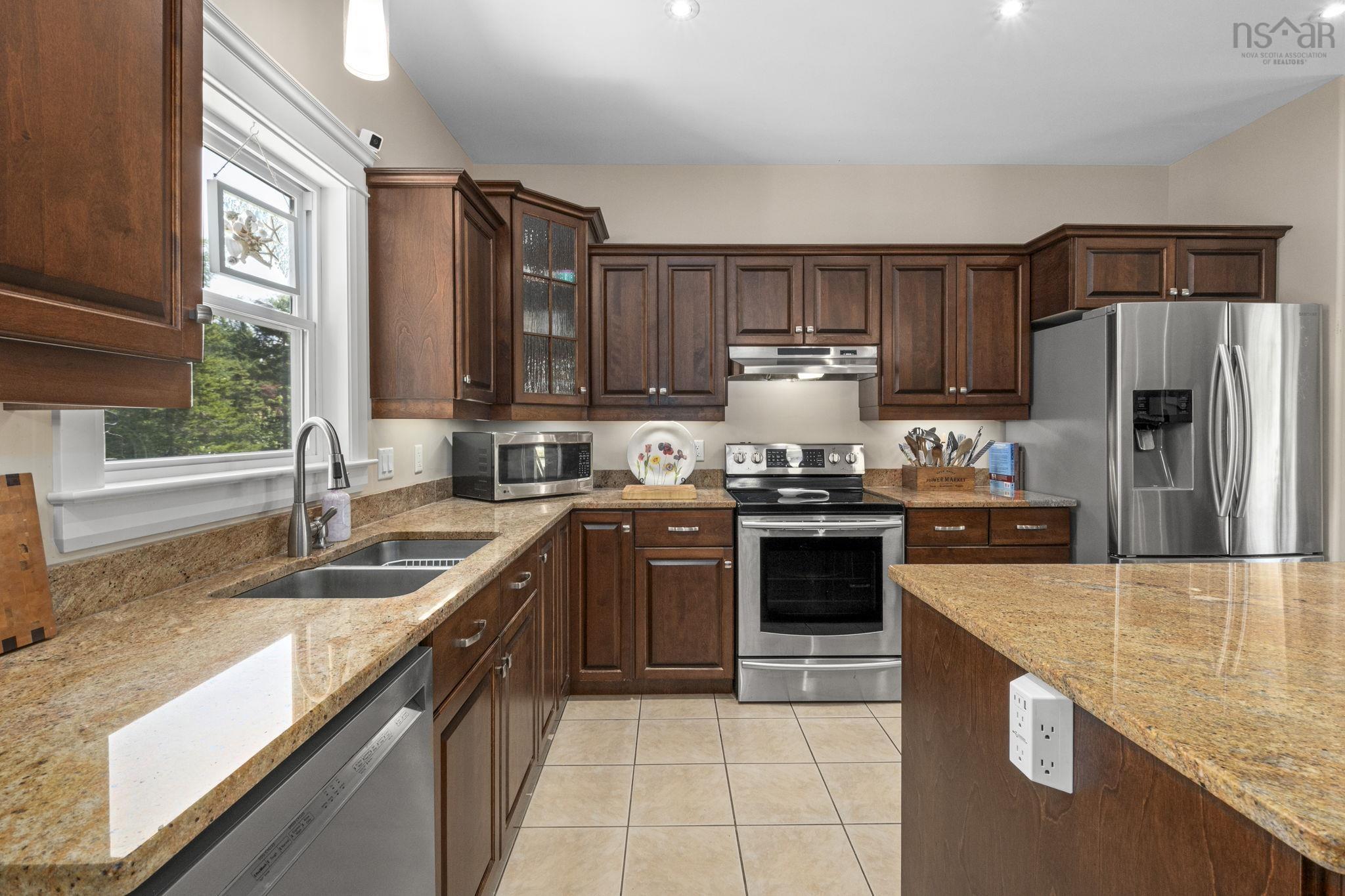 View image 12
