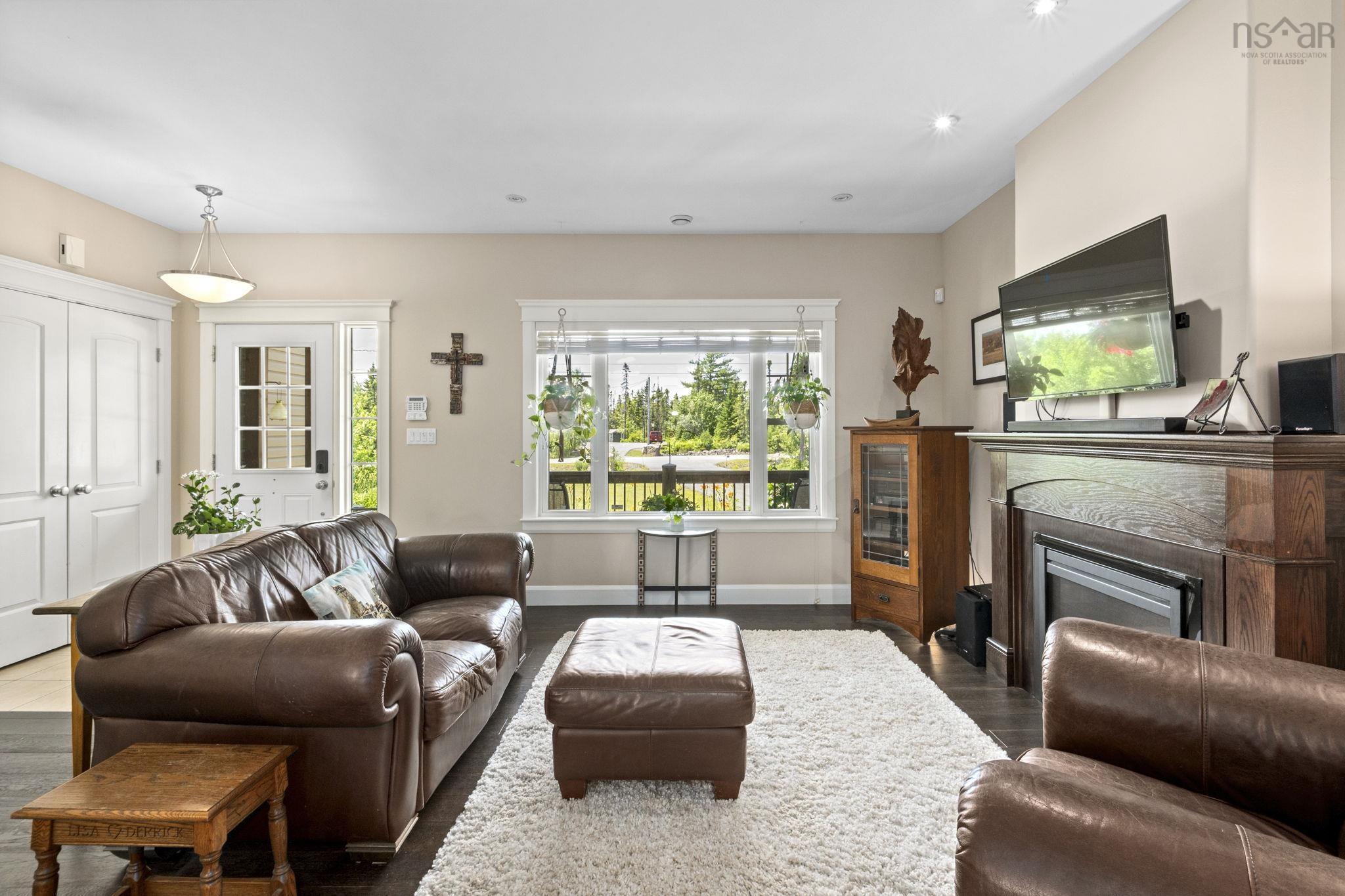 View image 17