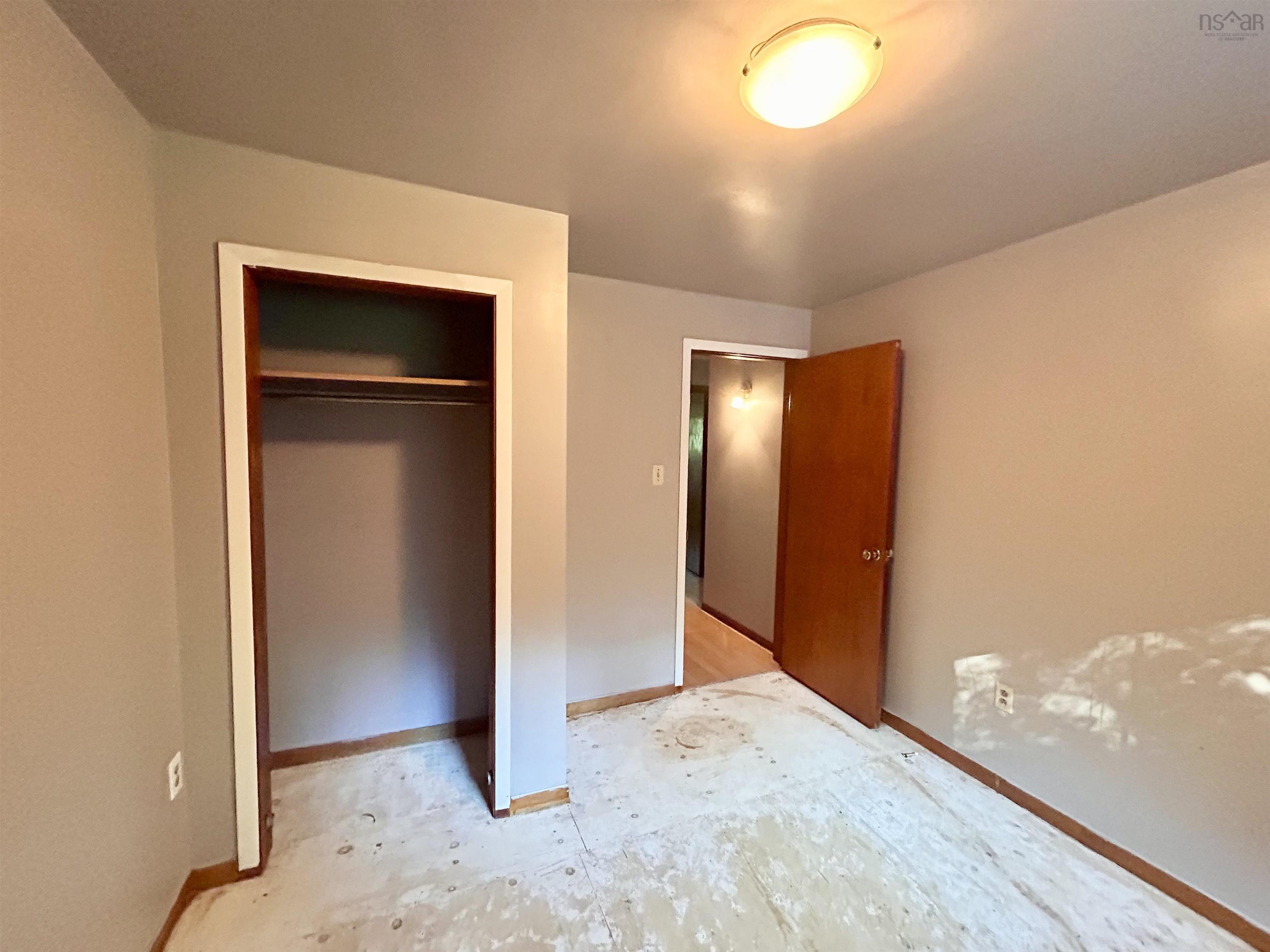View image 18