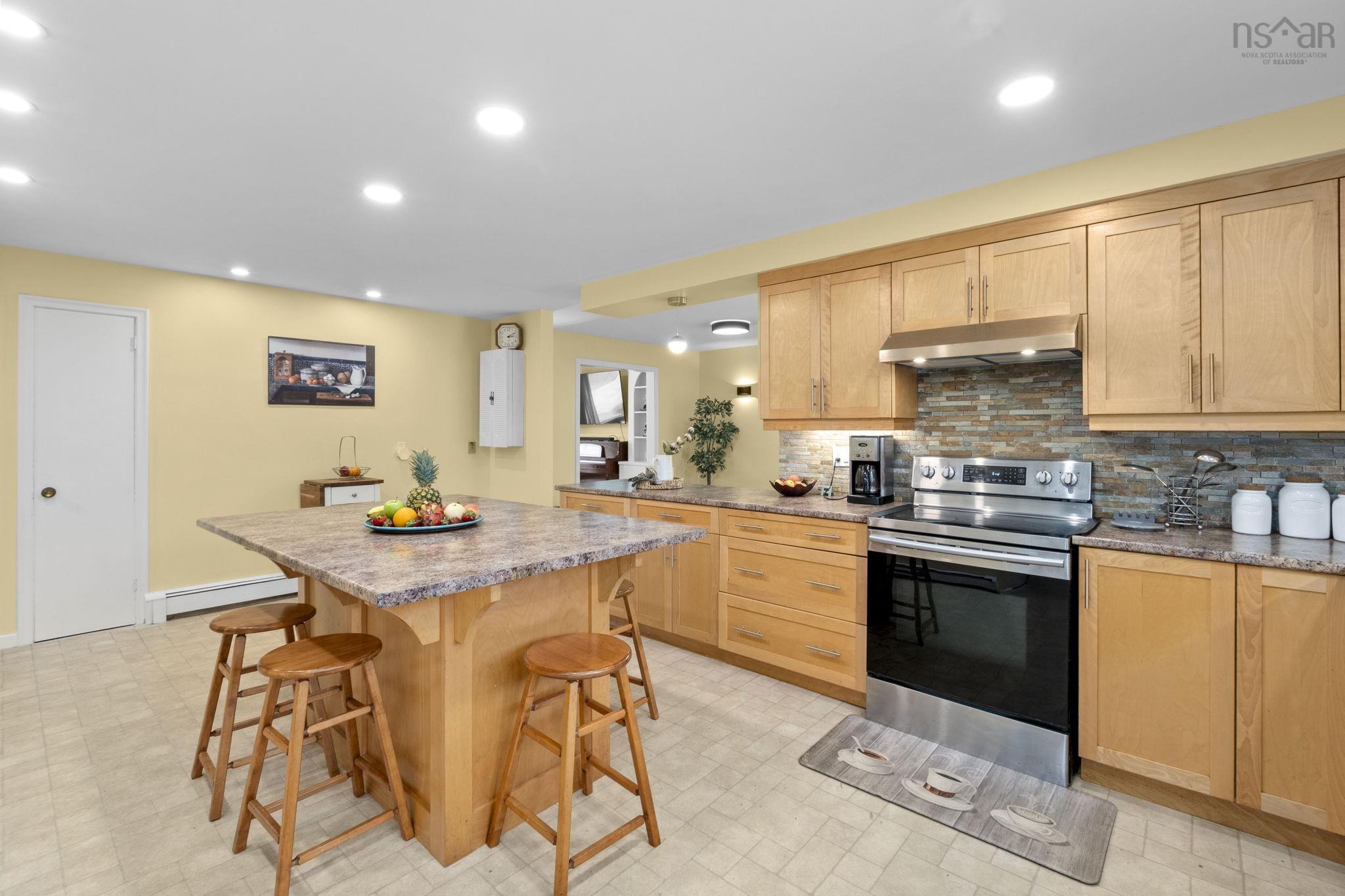 View image 12