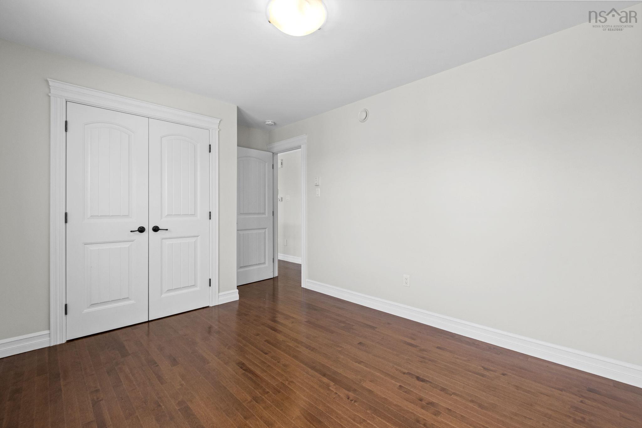 View image 12