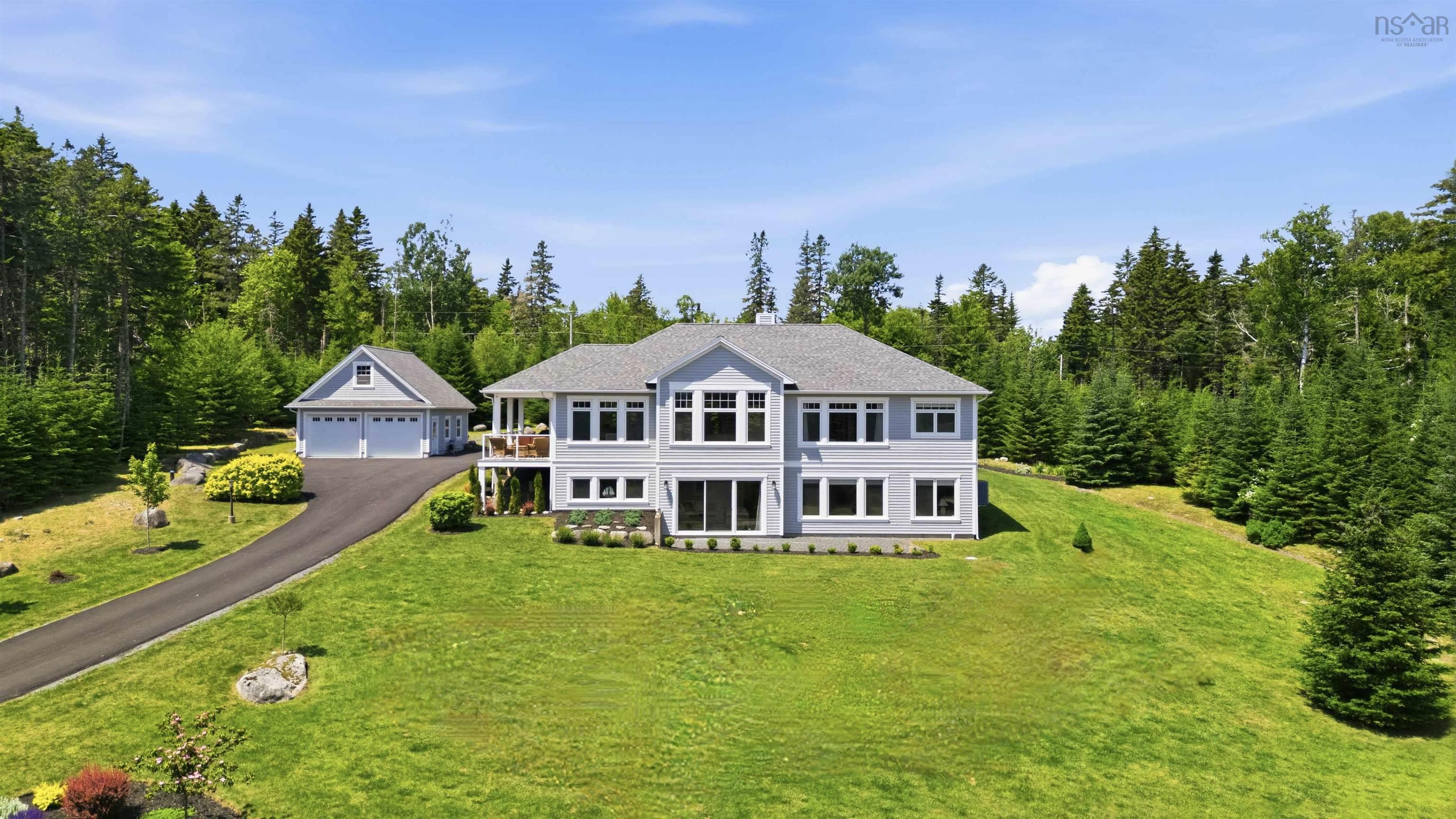 Thumbnail image for 50 Foxberry Hill MLS<sup>®</sup> 202617289