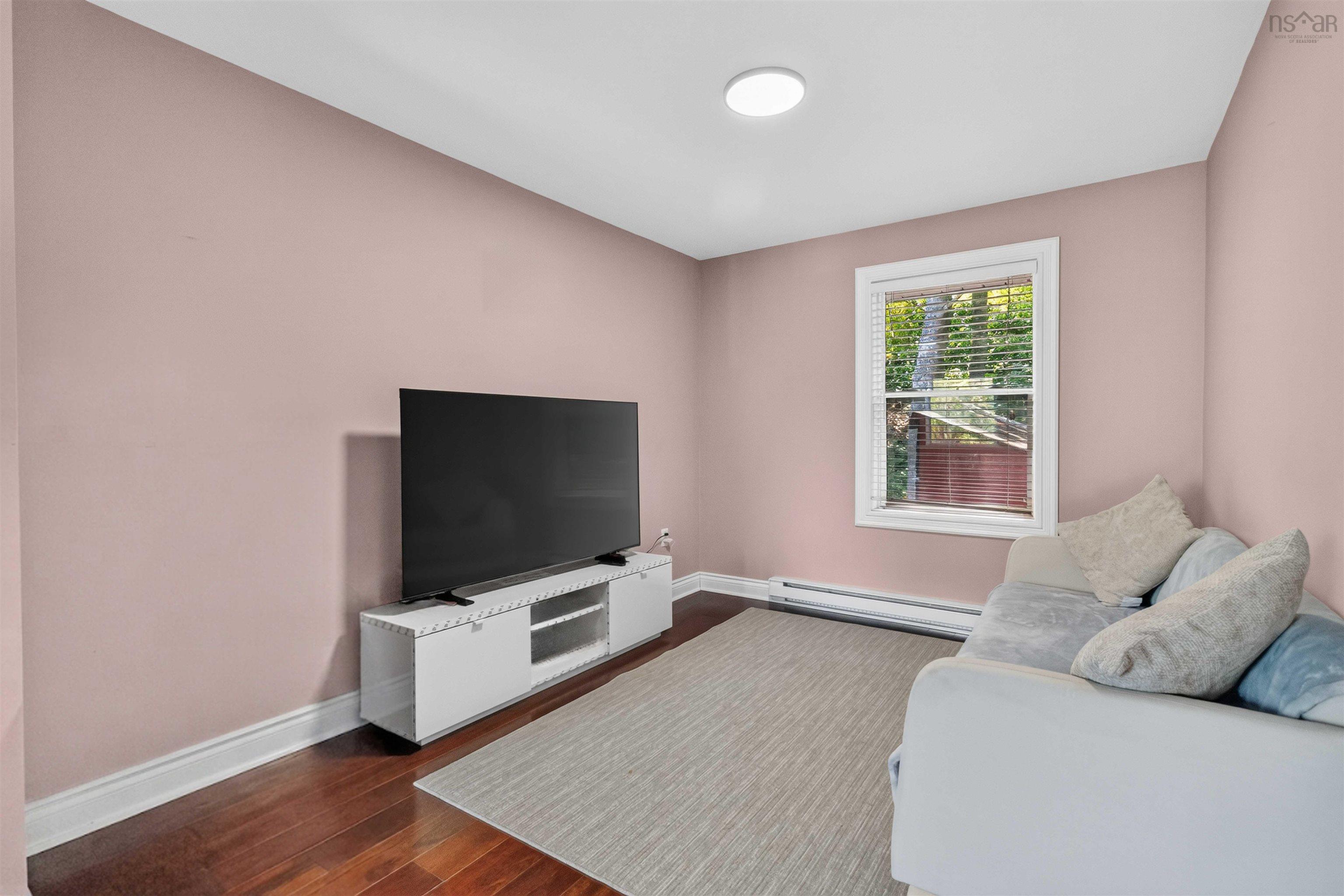 View image 8