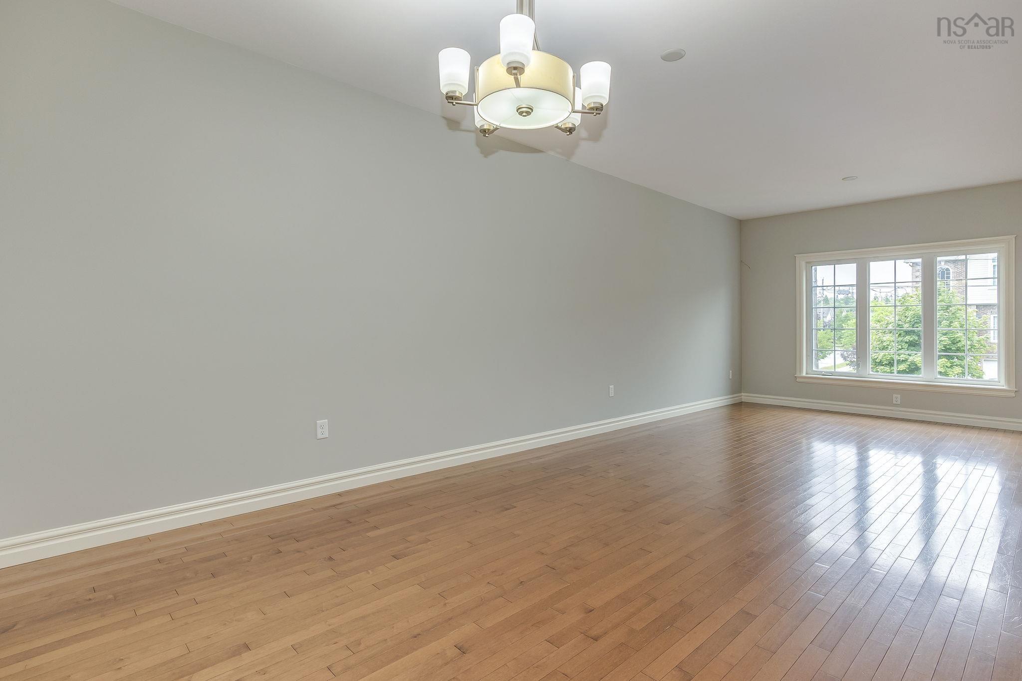 View image 12