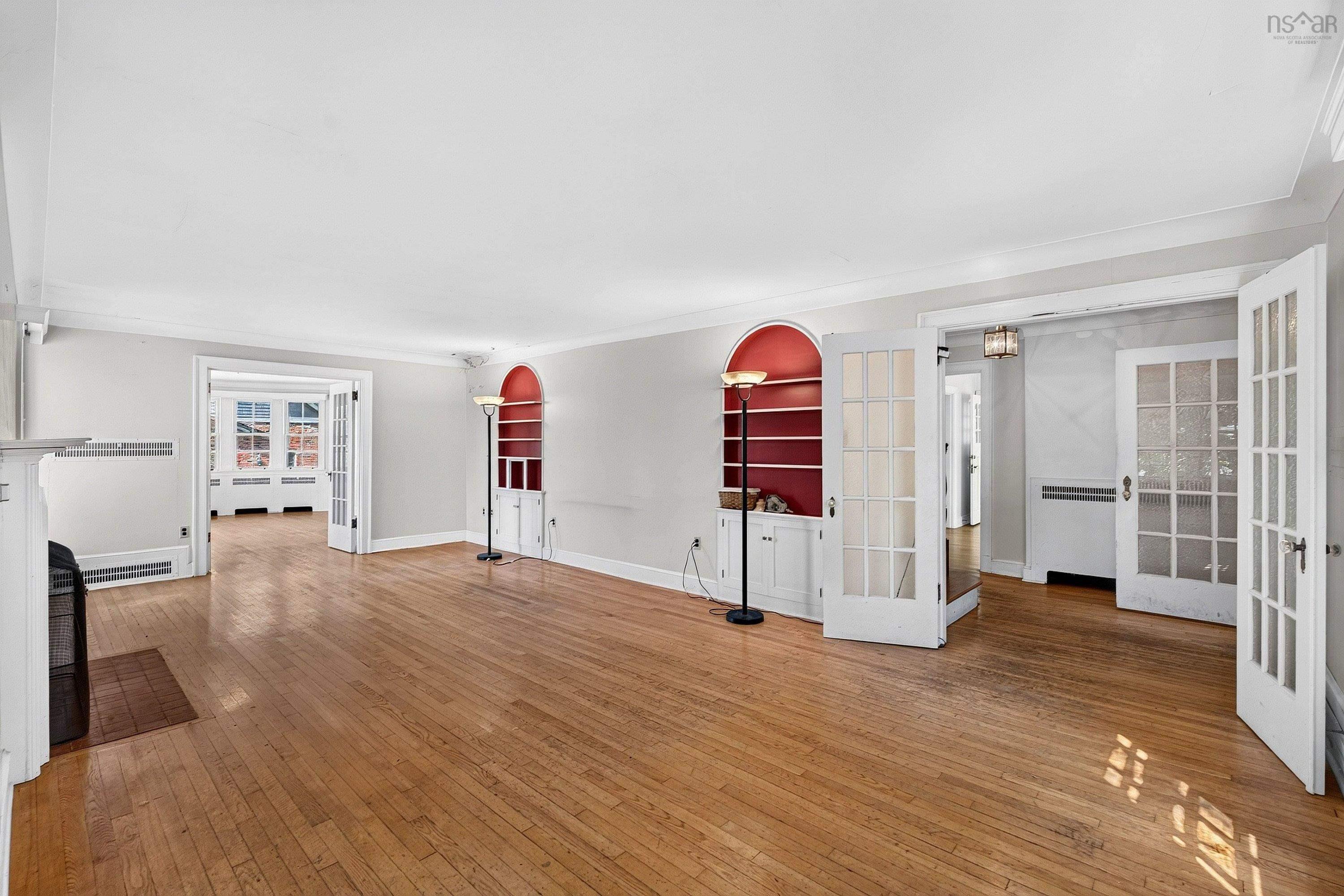 View image 12