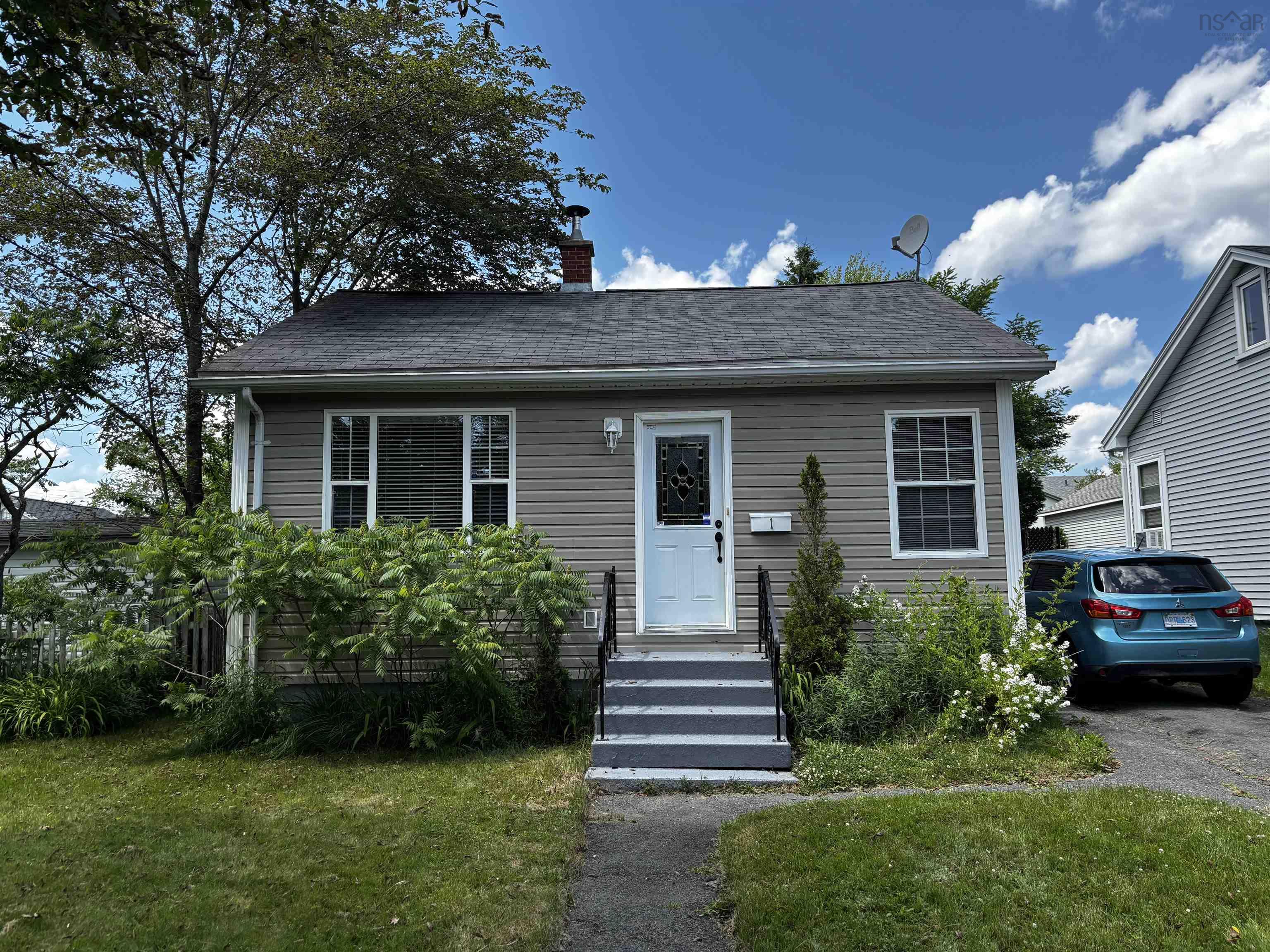Thumbnail image for 1 Stairs Street MLS<sup>®</sup> 202617472