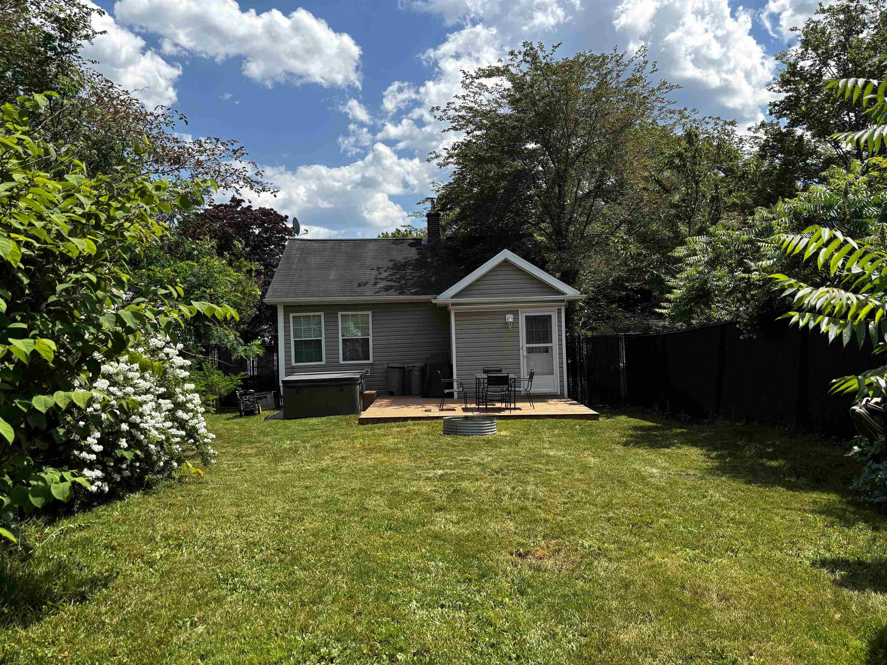 View image 19