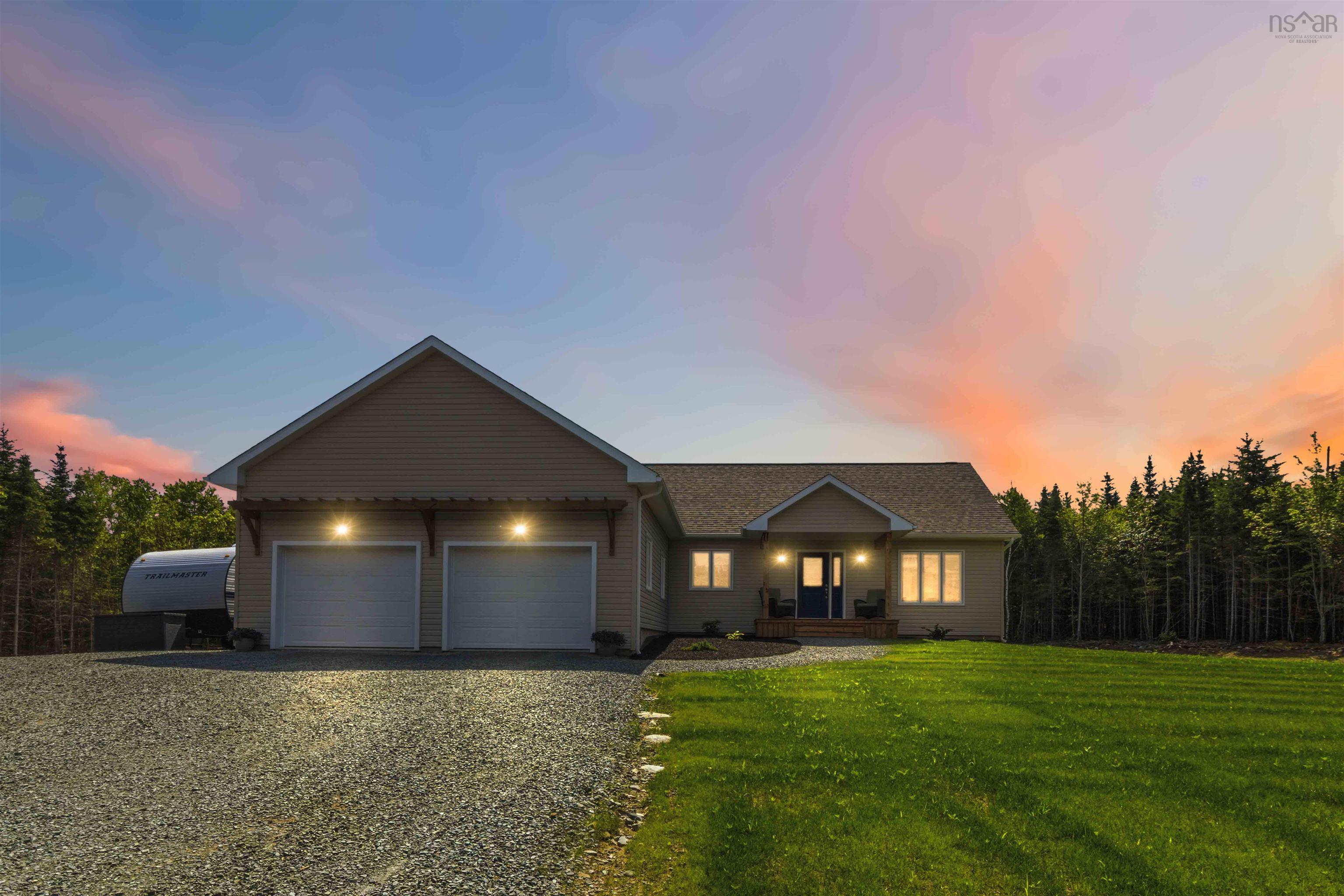 Thumbnail image for 77 Whisper Ridge MLS<sup>®</sup> 202617493