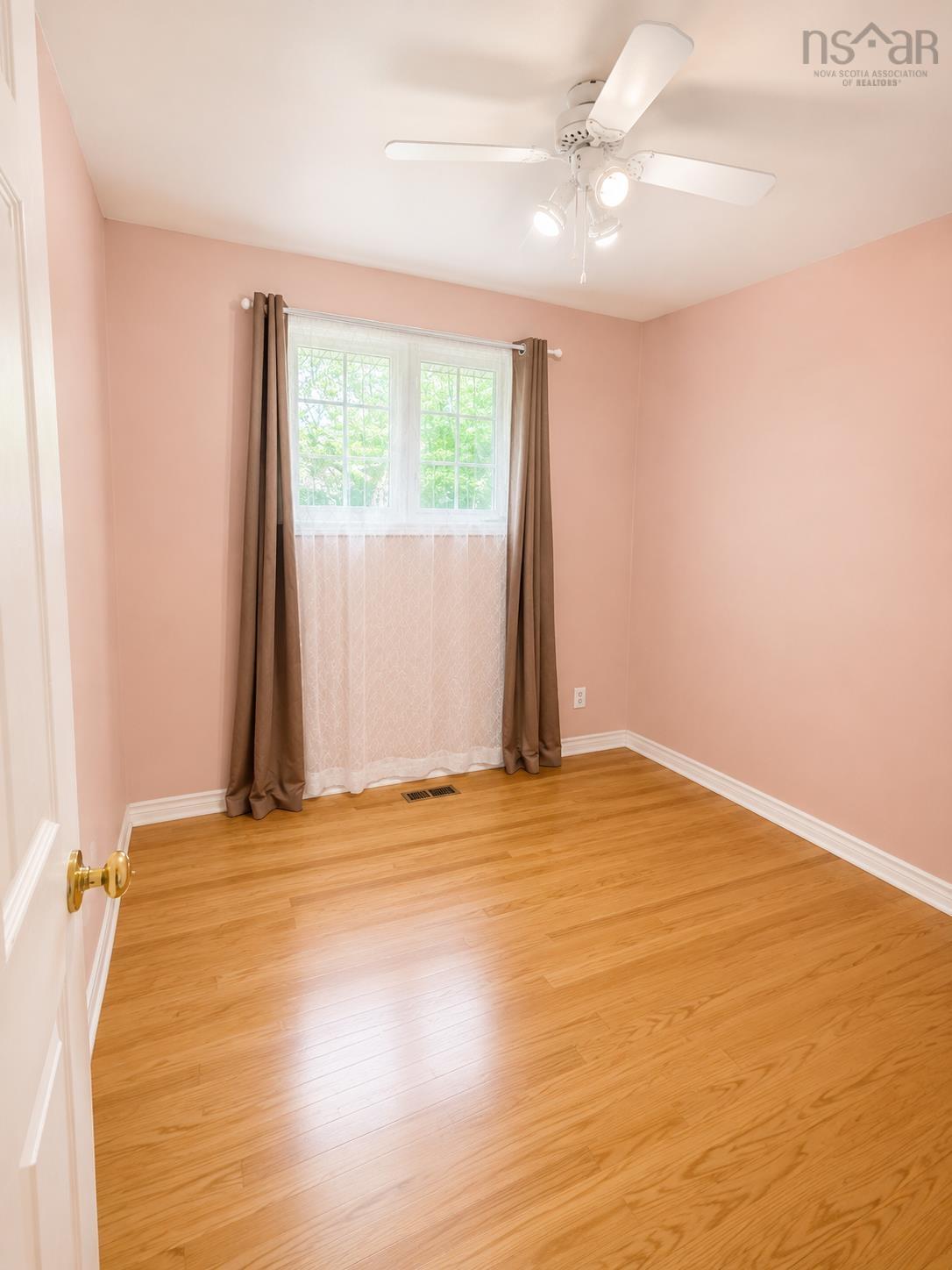 View image 12